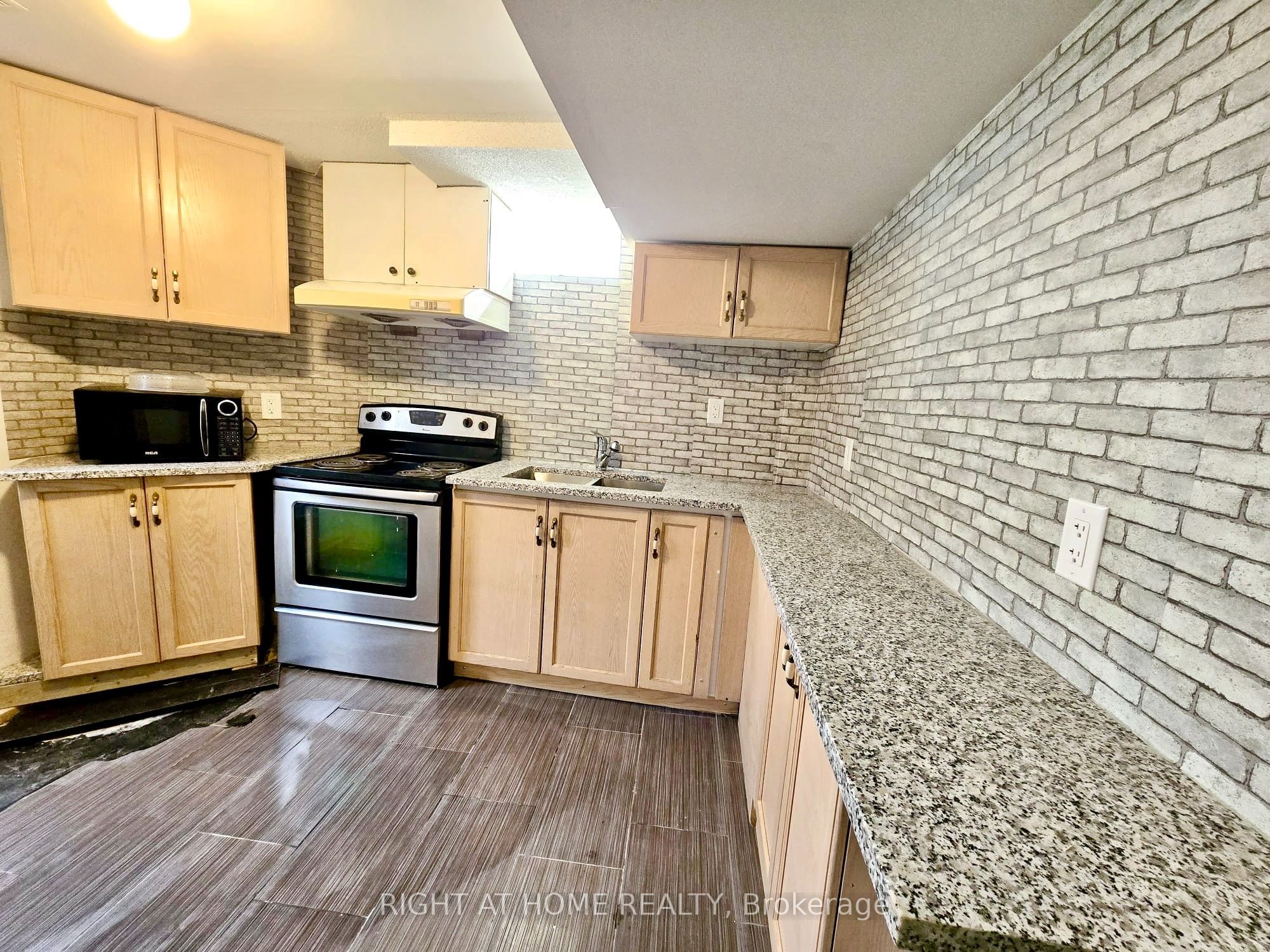 55 Velvet Grass Lane B Property Photo 1