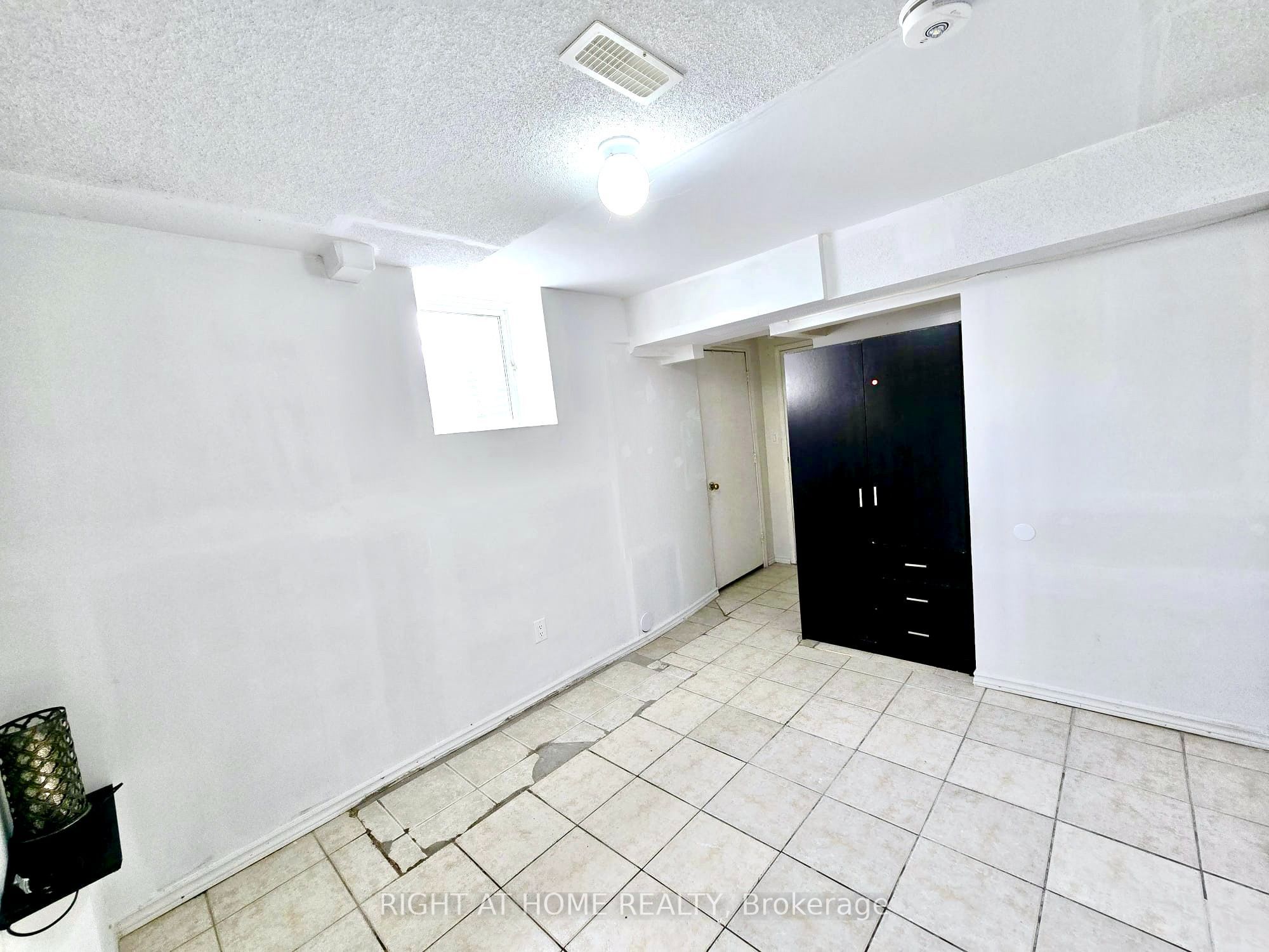55 Velvet Grass Lane B Property Photo 9