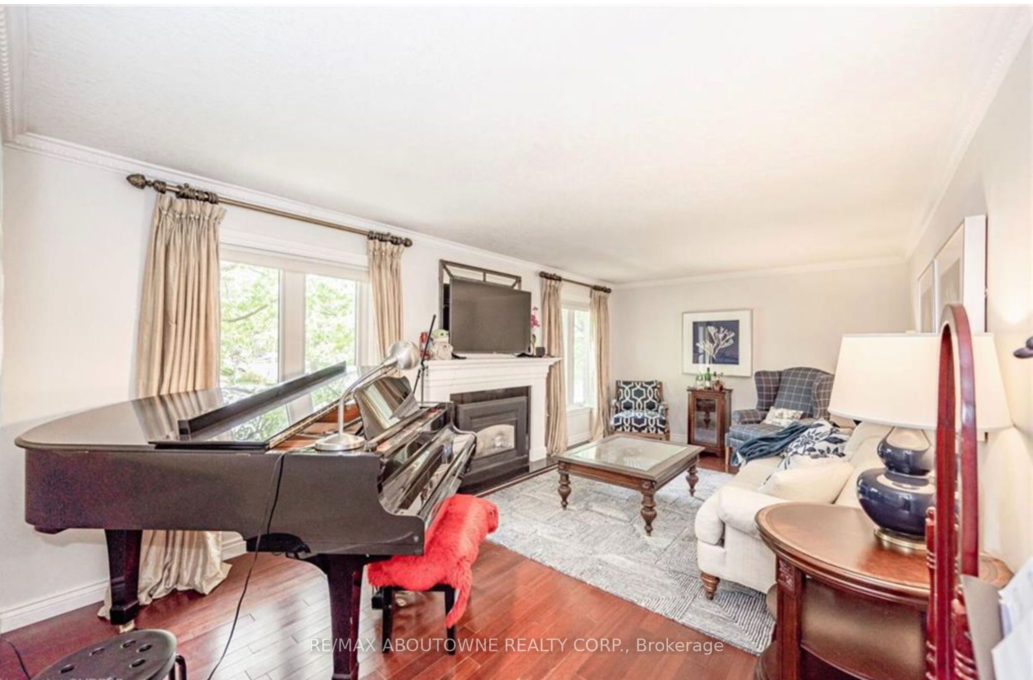 500 Blenheim Crescent Property Photo 18