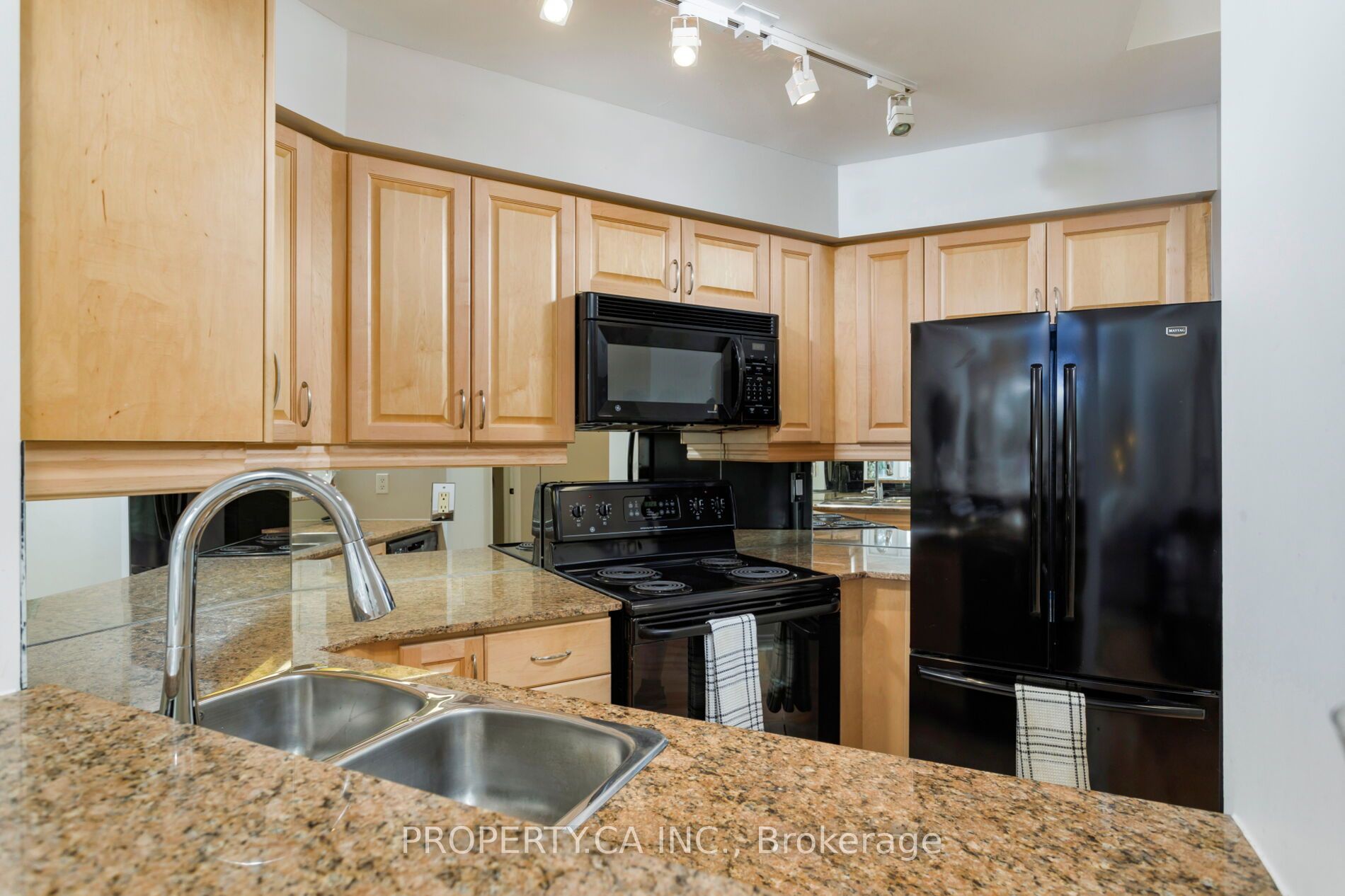 40 Old Mill Road 204 Property Photo 6
