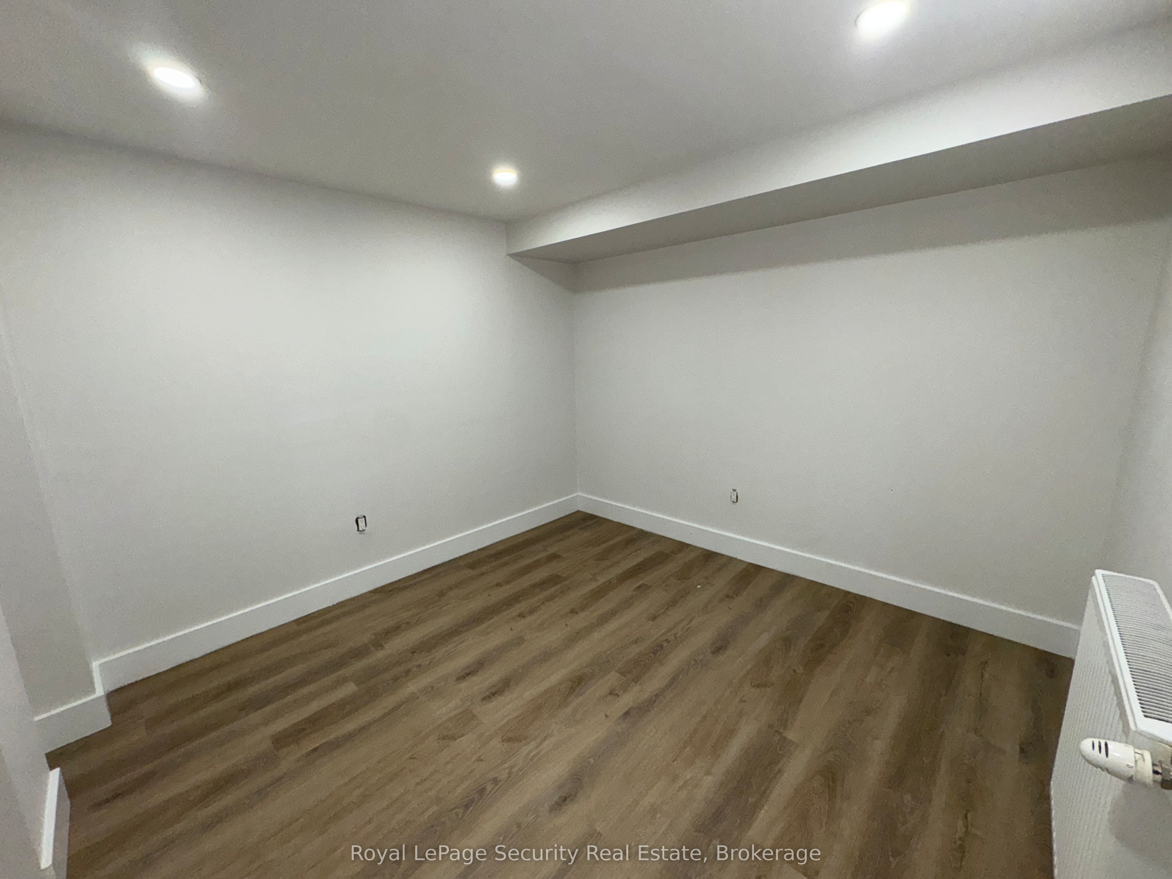 56 Leduc Drive 1b Property Photo 9