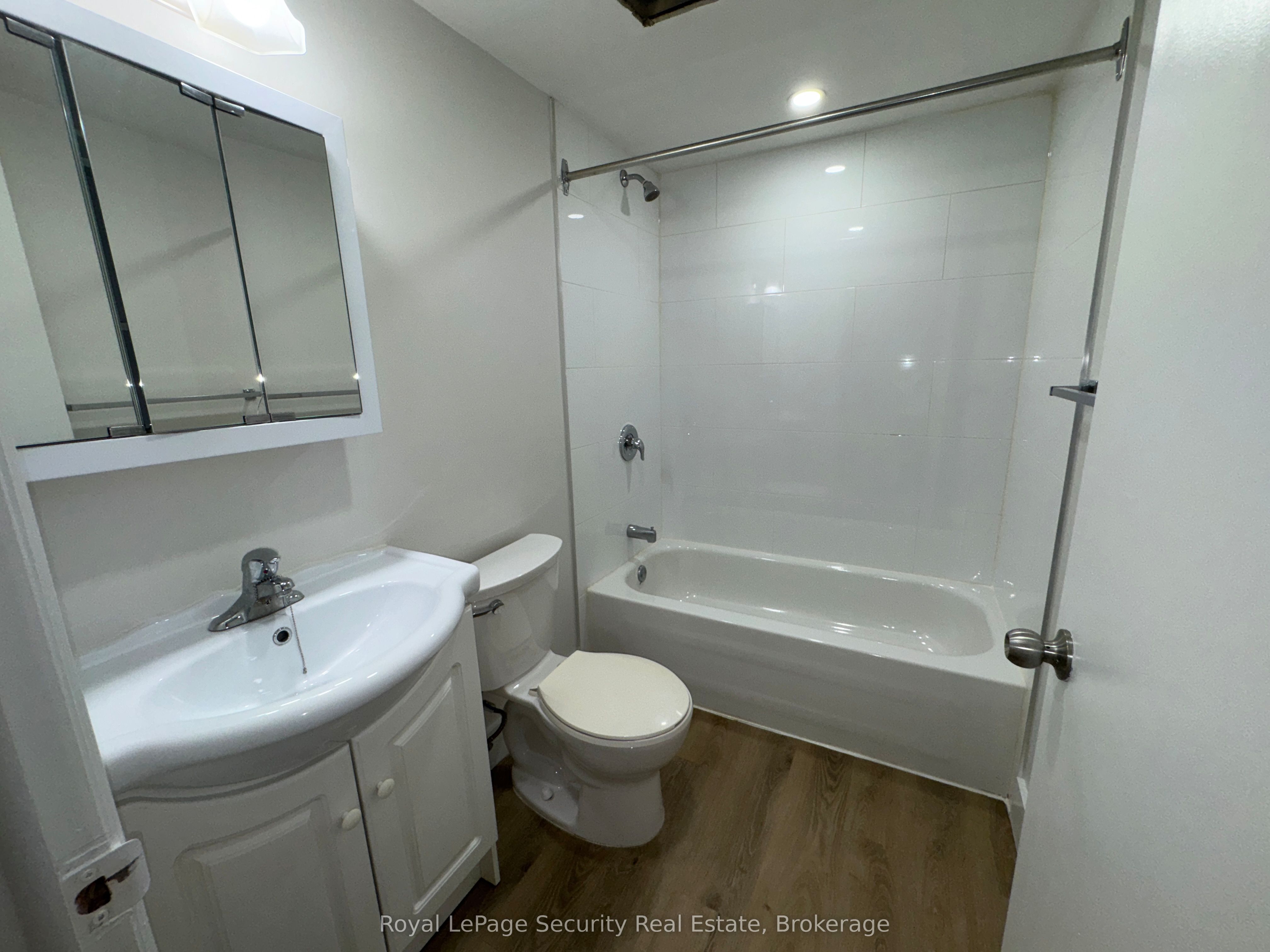 56 Leduc Drive 1b Property Photo 10