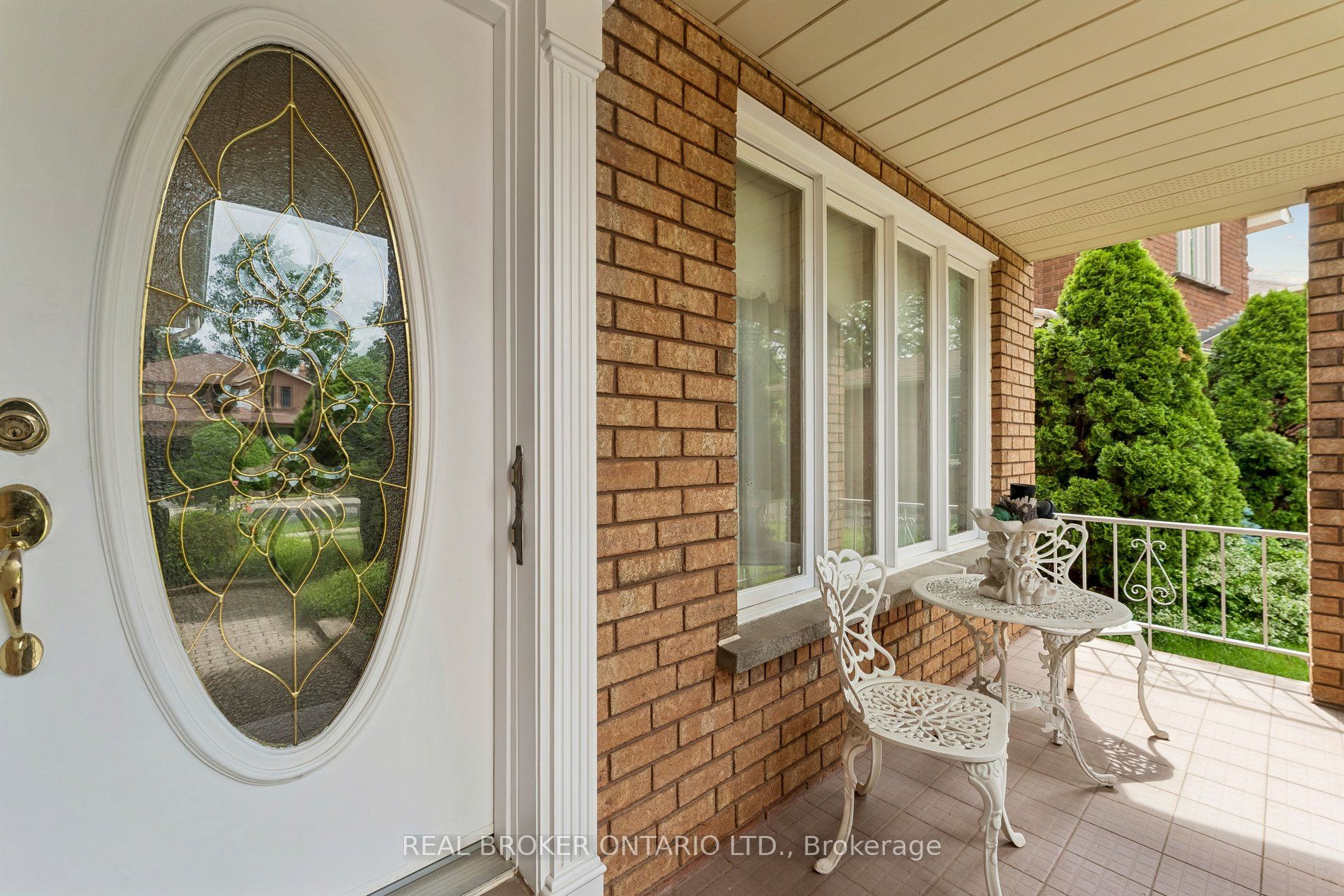 102 Coronation Circle Property Photo 3