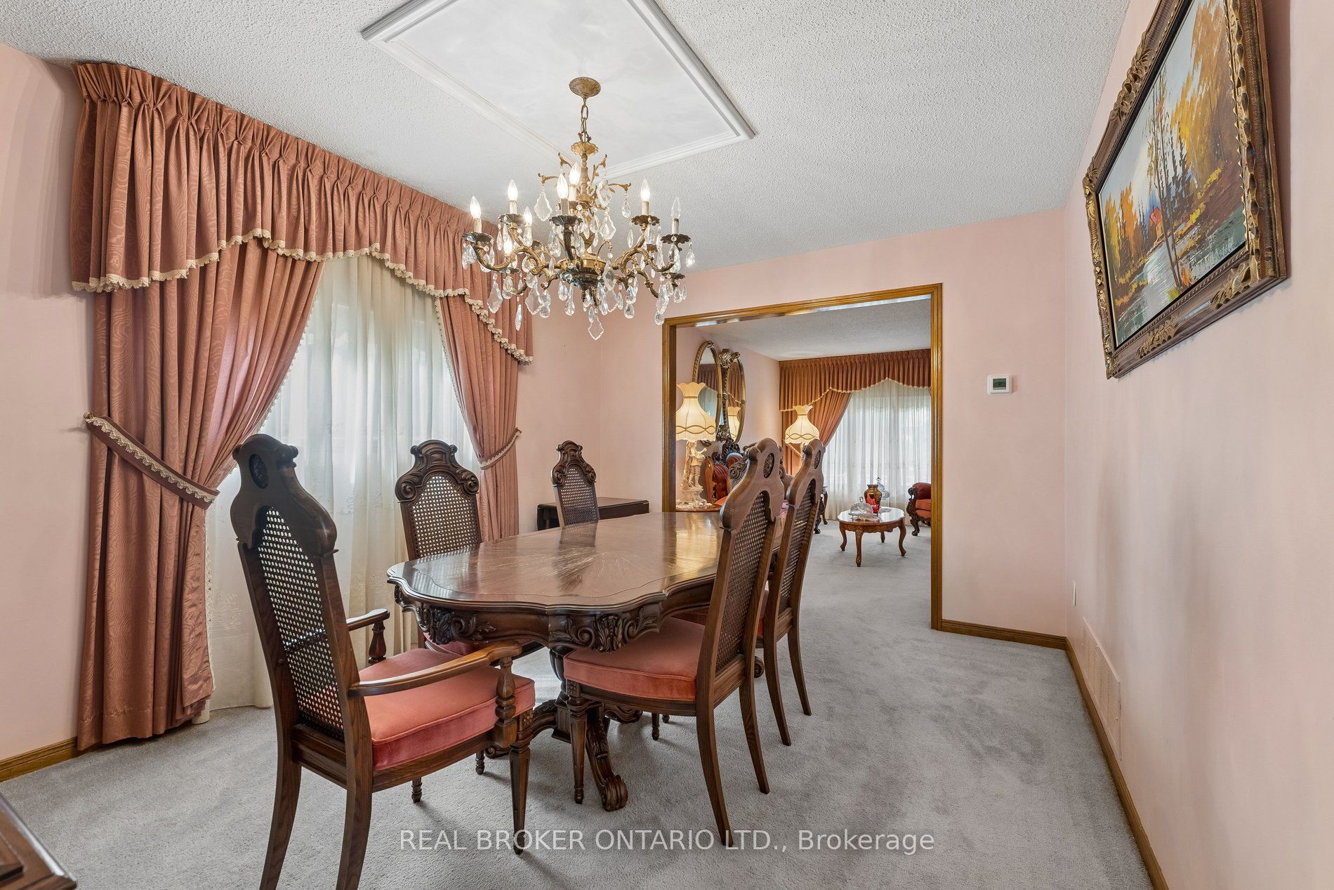 102 Coronation Circle Property Photo 10