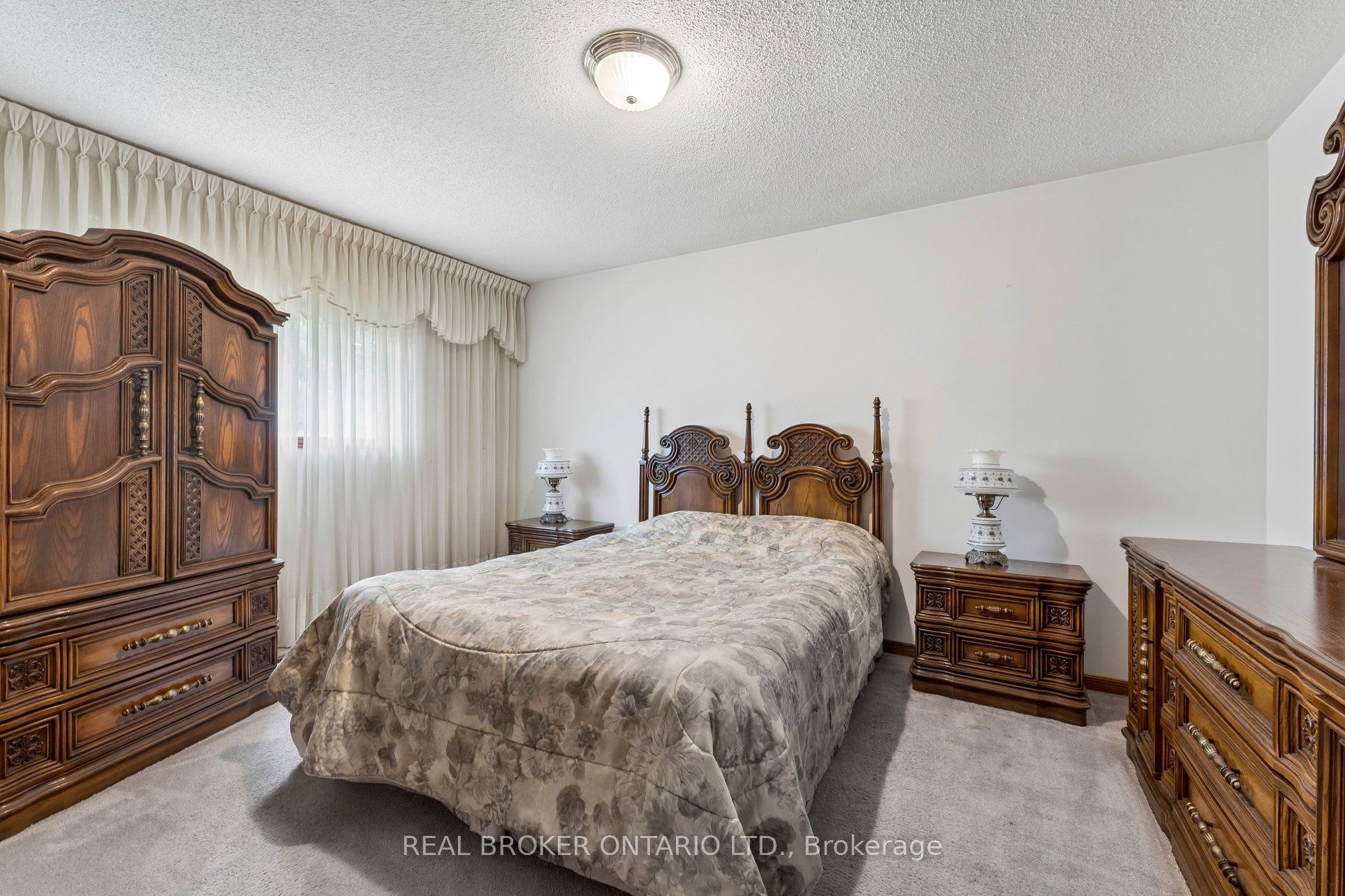 102 Coronation Circle Property Photo 31