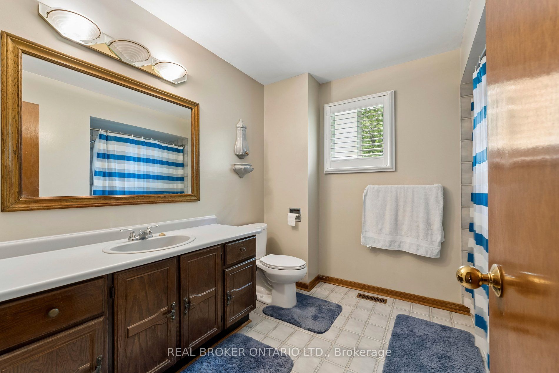 102 Coronation Circle Property Photo 33