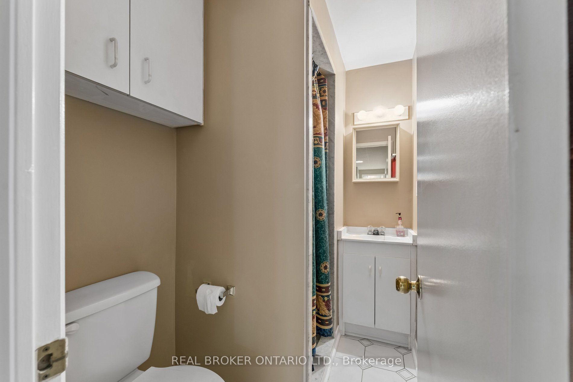 102 Coronation Circle Property Photo 40