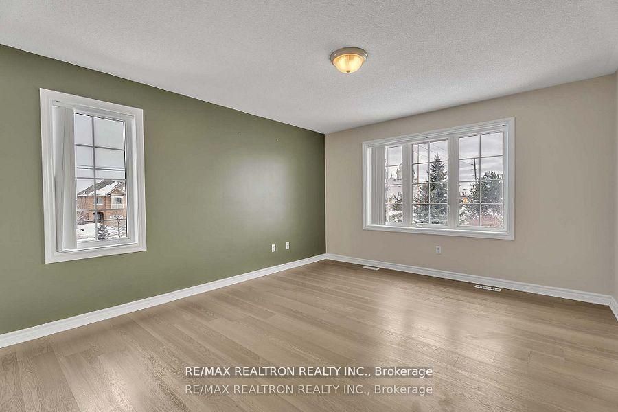 12 Edgevalley Court Property Photo 37