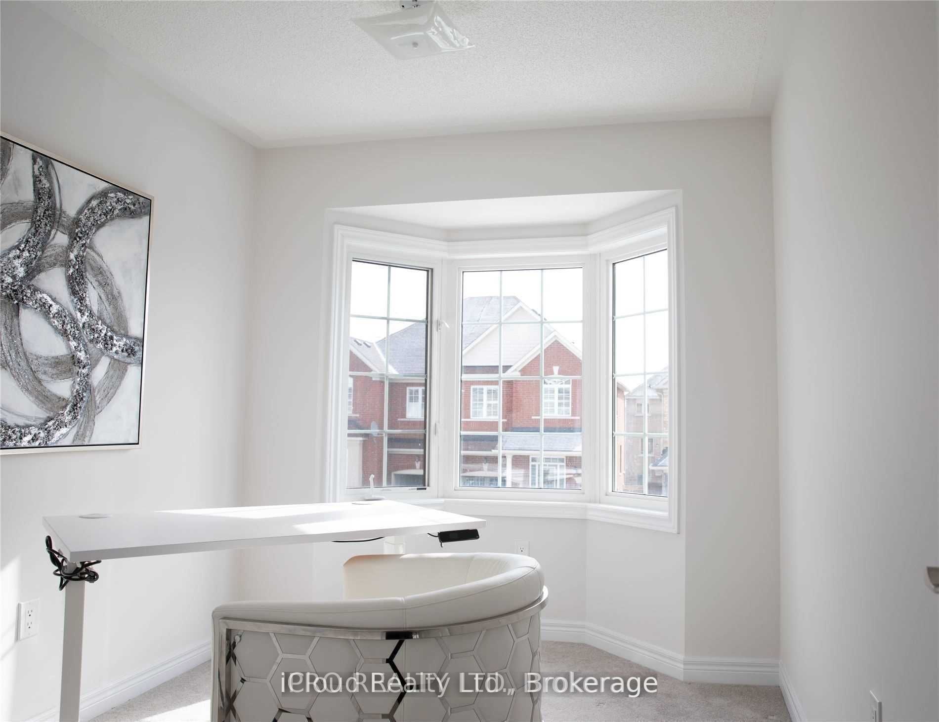 5 Chesterwood Crescent Upper Property Photo 10