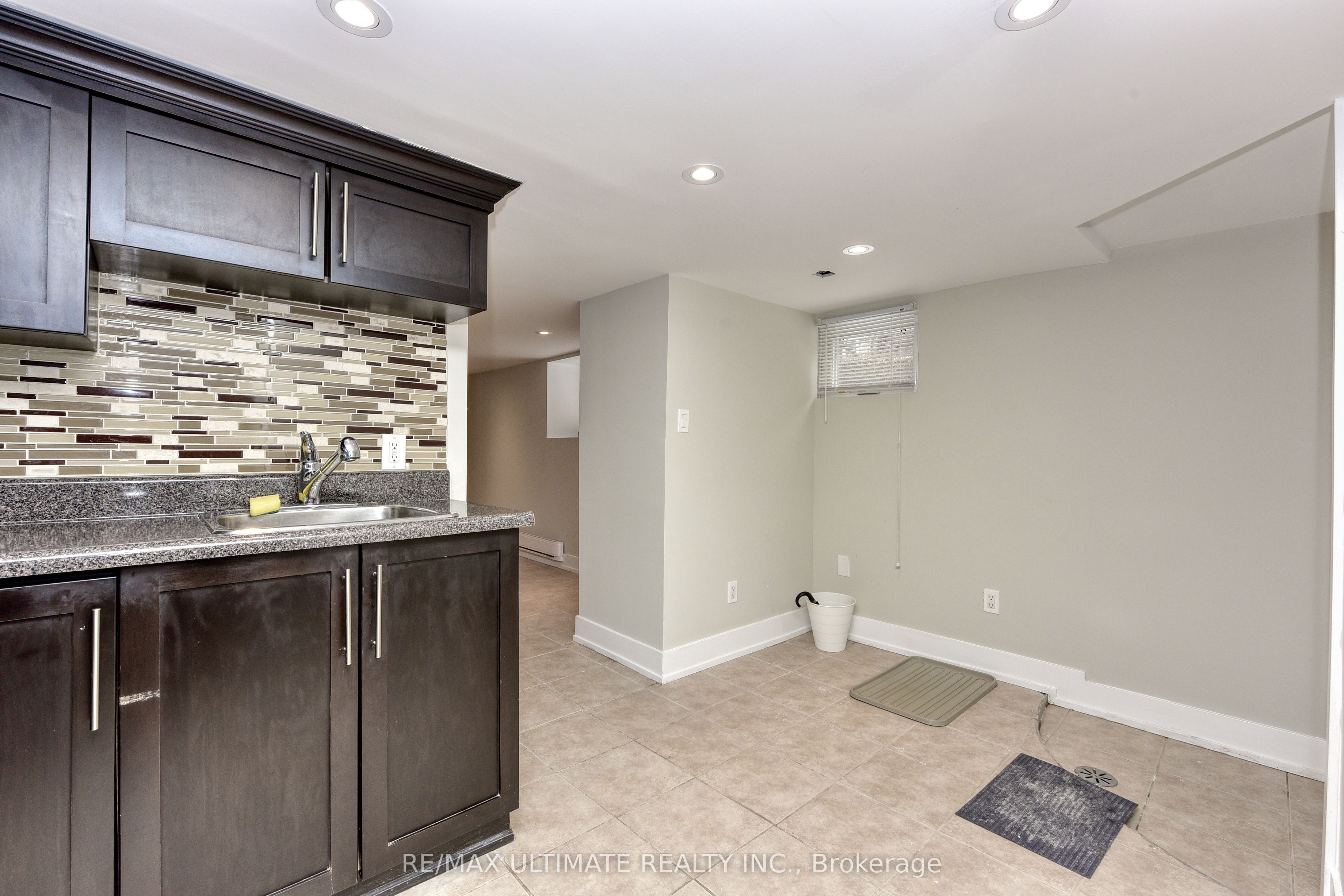 9 Southview Avenue Basement Property Photo 4