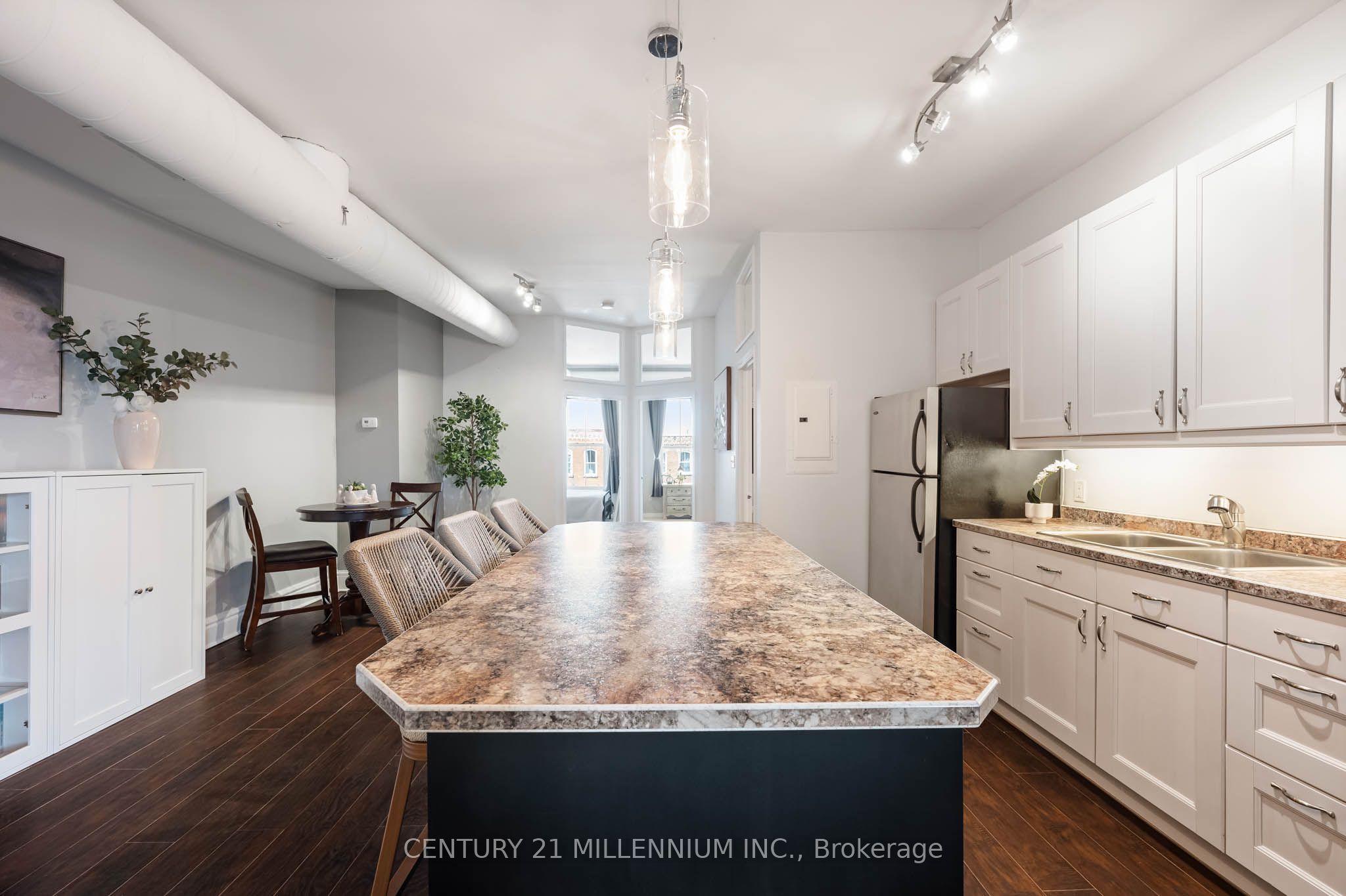 166 Broadway Avenue 5 Property Photo 11