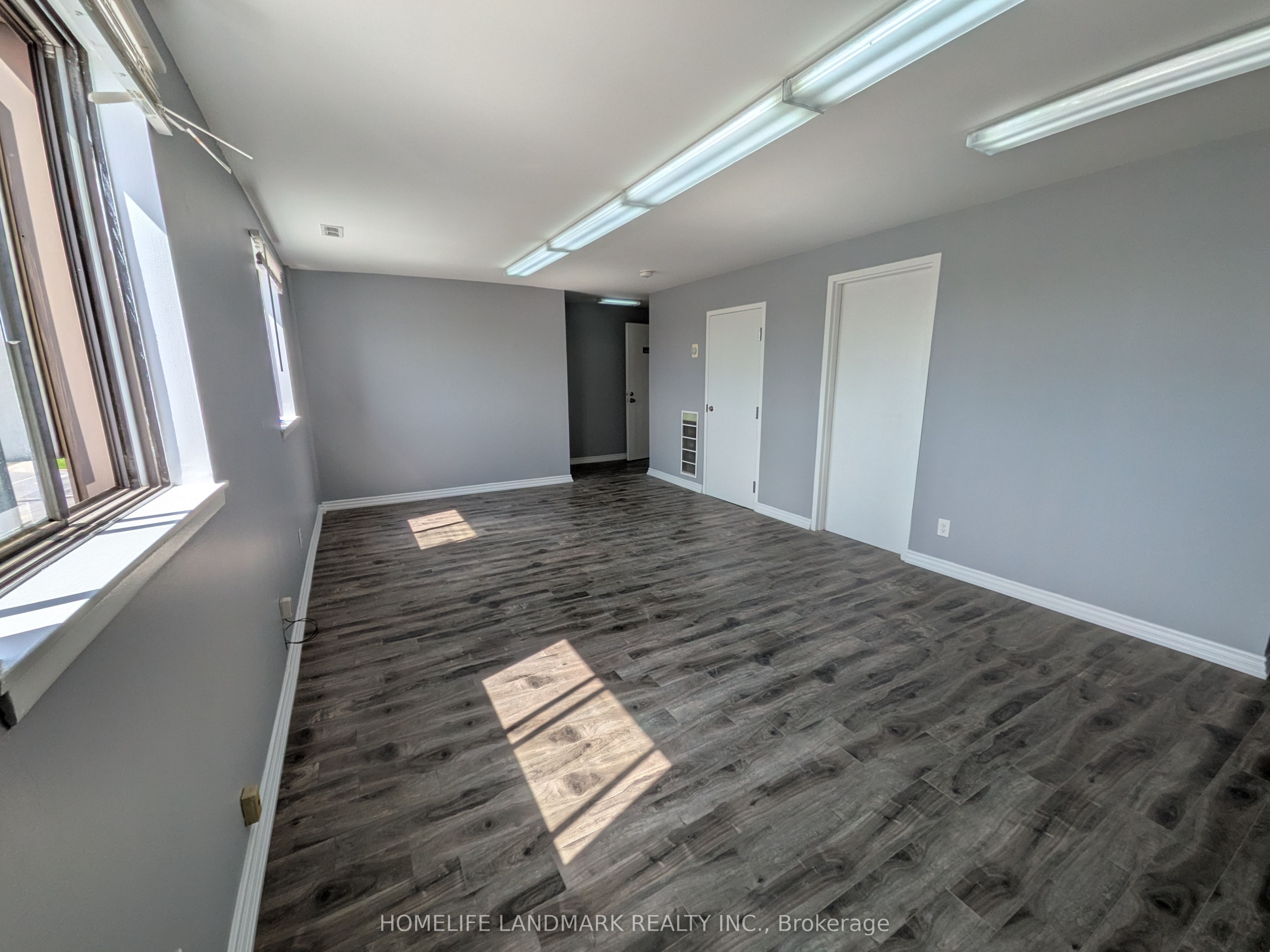 100 Rexdale Boulevard 309 Property Photo 4