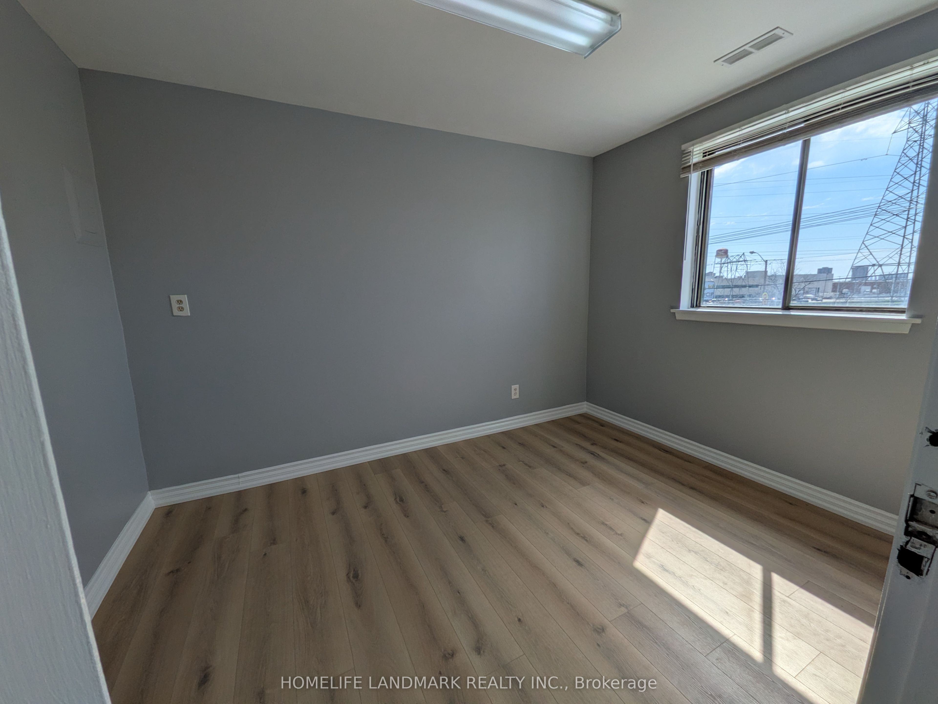 100 Rexdale Boulevard 309 Property Photo 5