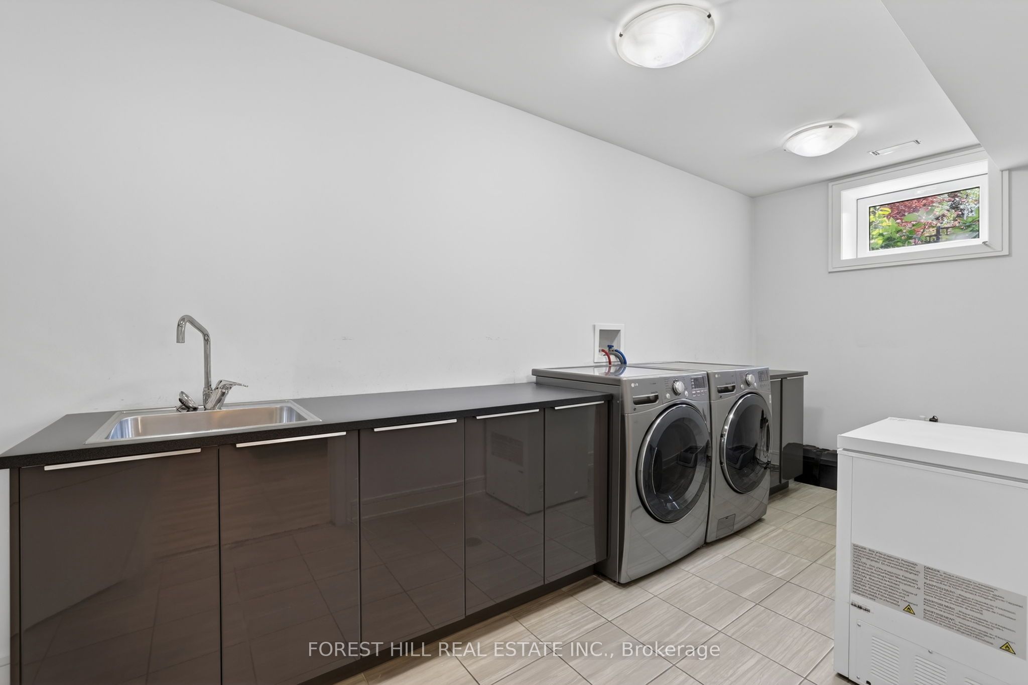 51 Greenfield Drive Property Photo 34