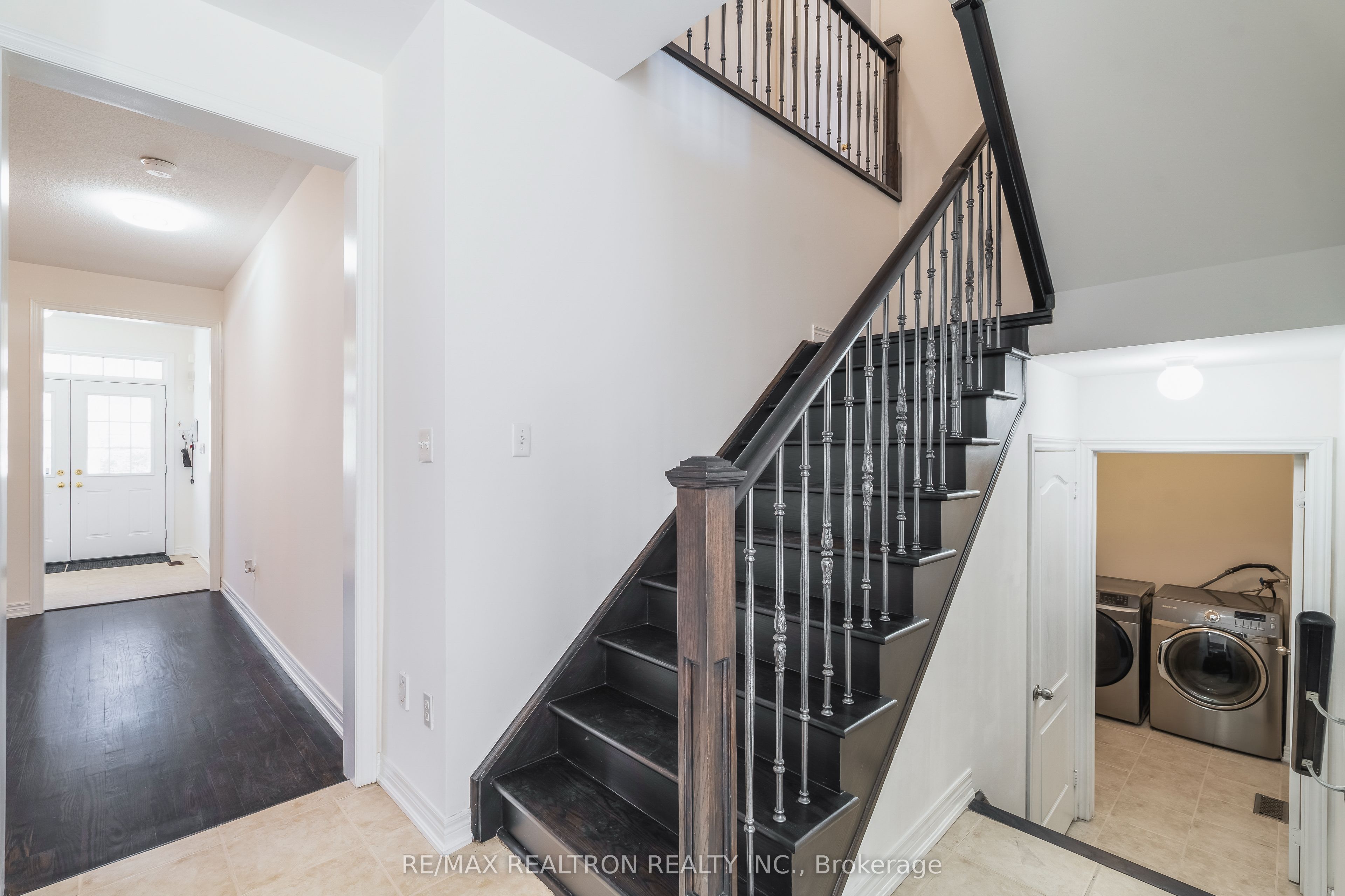 9 Constance Street Property Photo 19