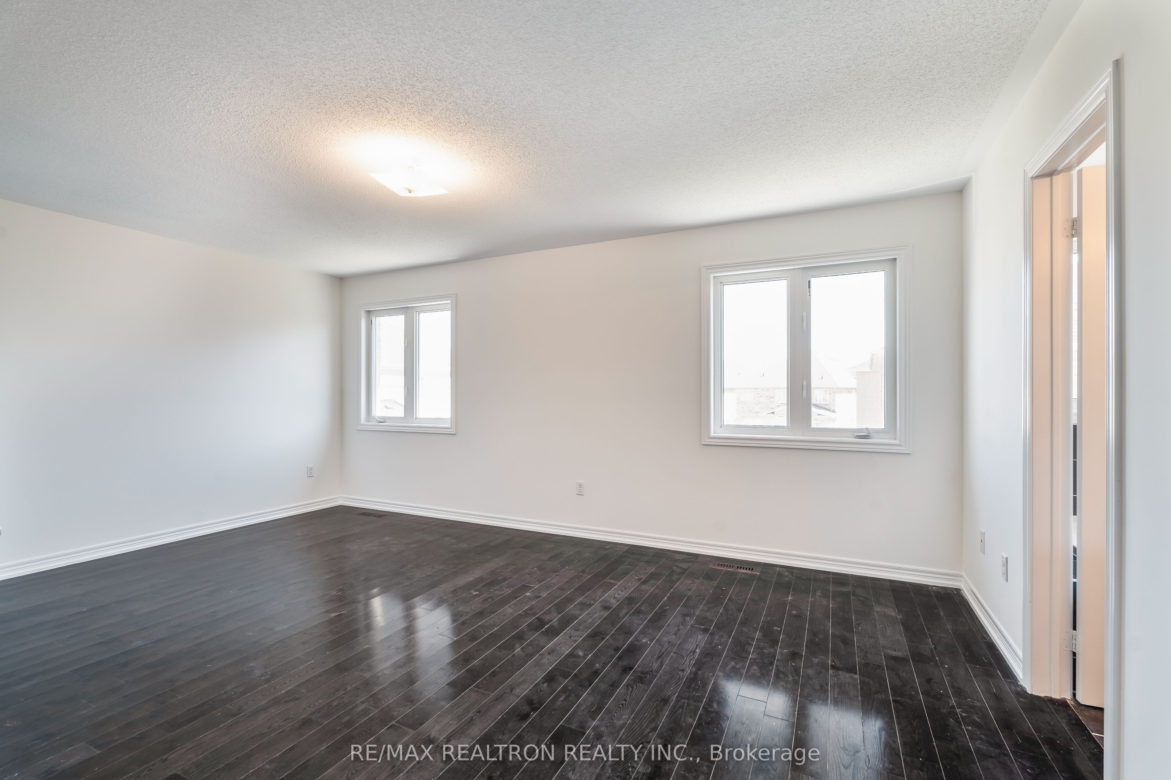 9 Constance Street Property Photo 21