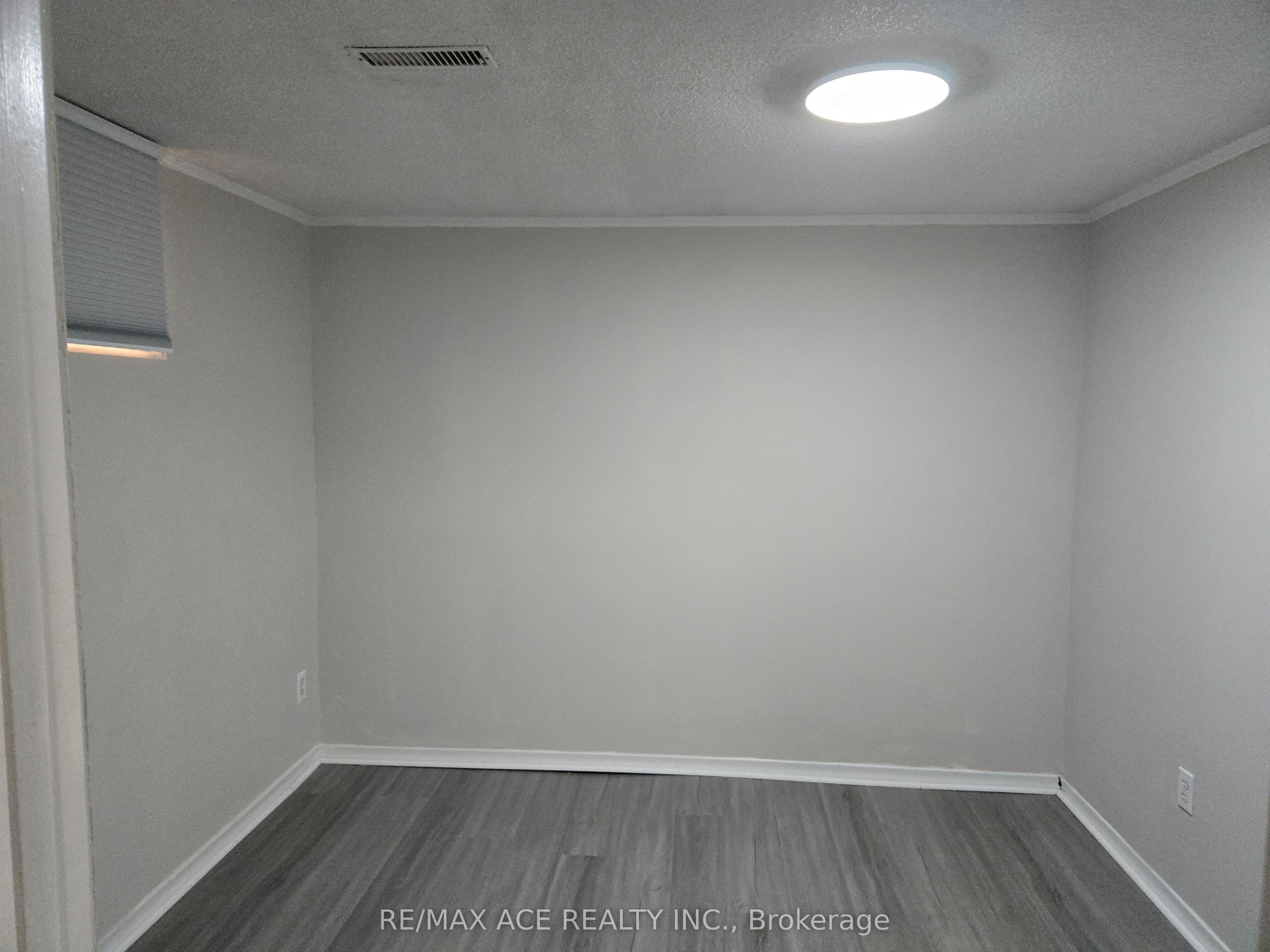 65 Dellbrook Crescent Bsmt Property Photo 13