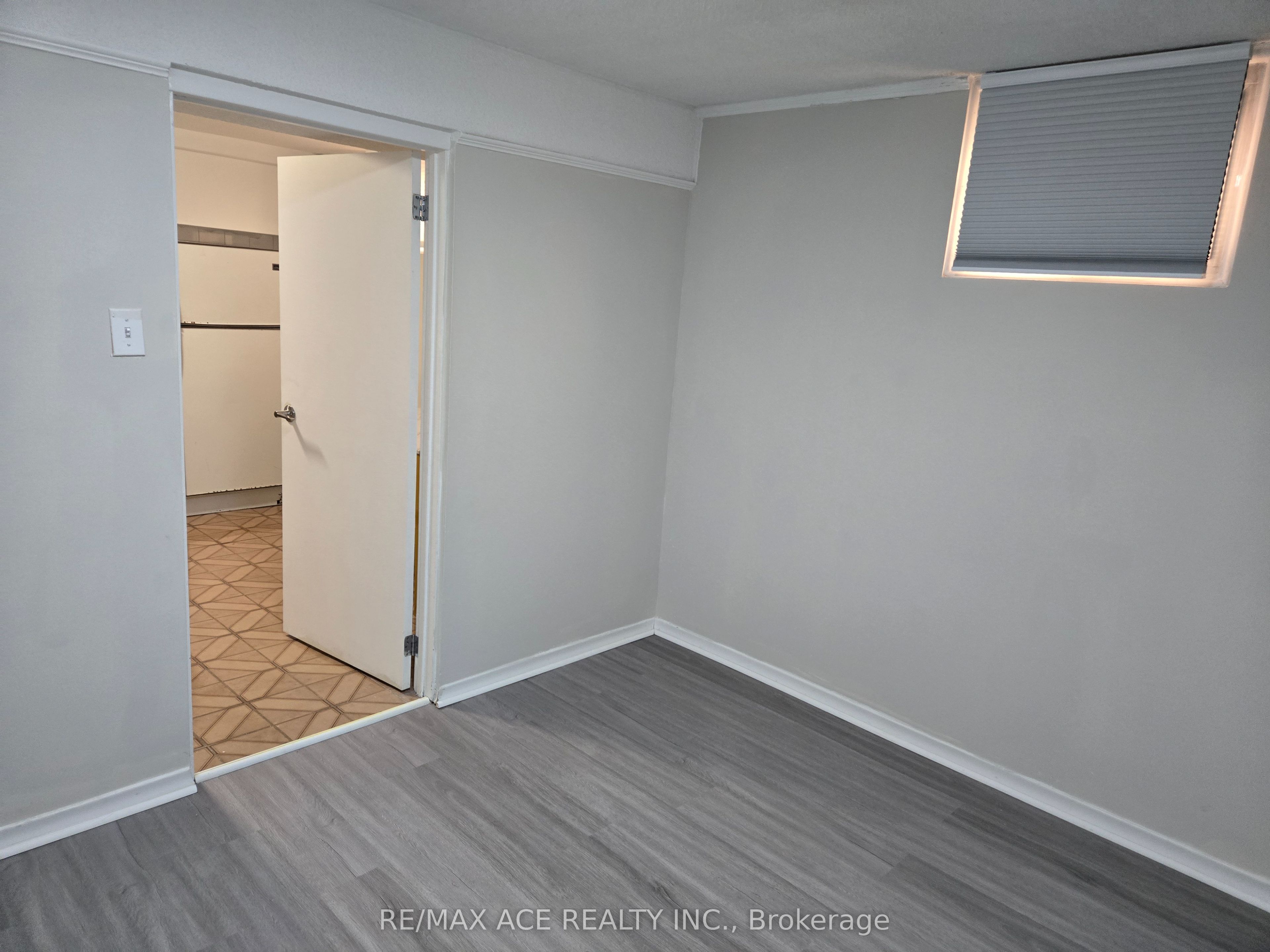 65 Dellbrook Crescent Bsmt Property Photo 14