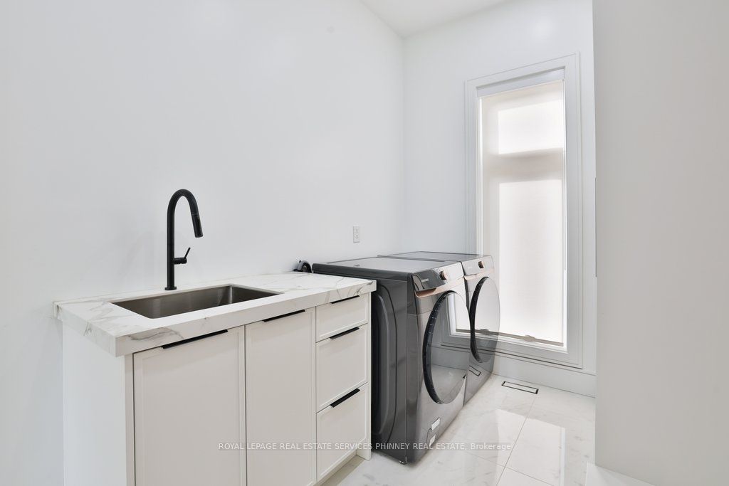 1143 Kane Road Property Photo 14