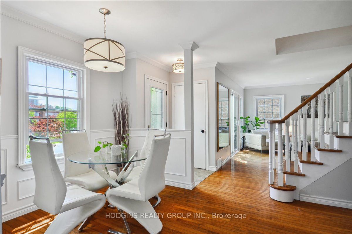 65 Mineola Road E Property Photo 1