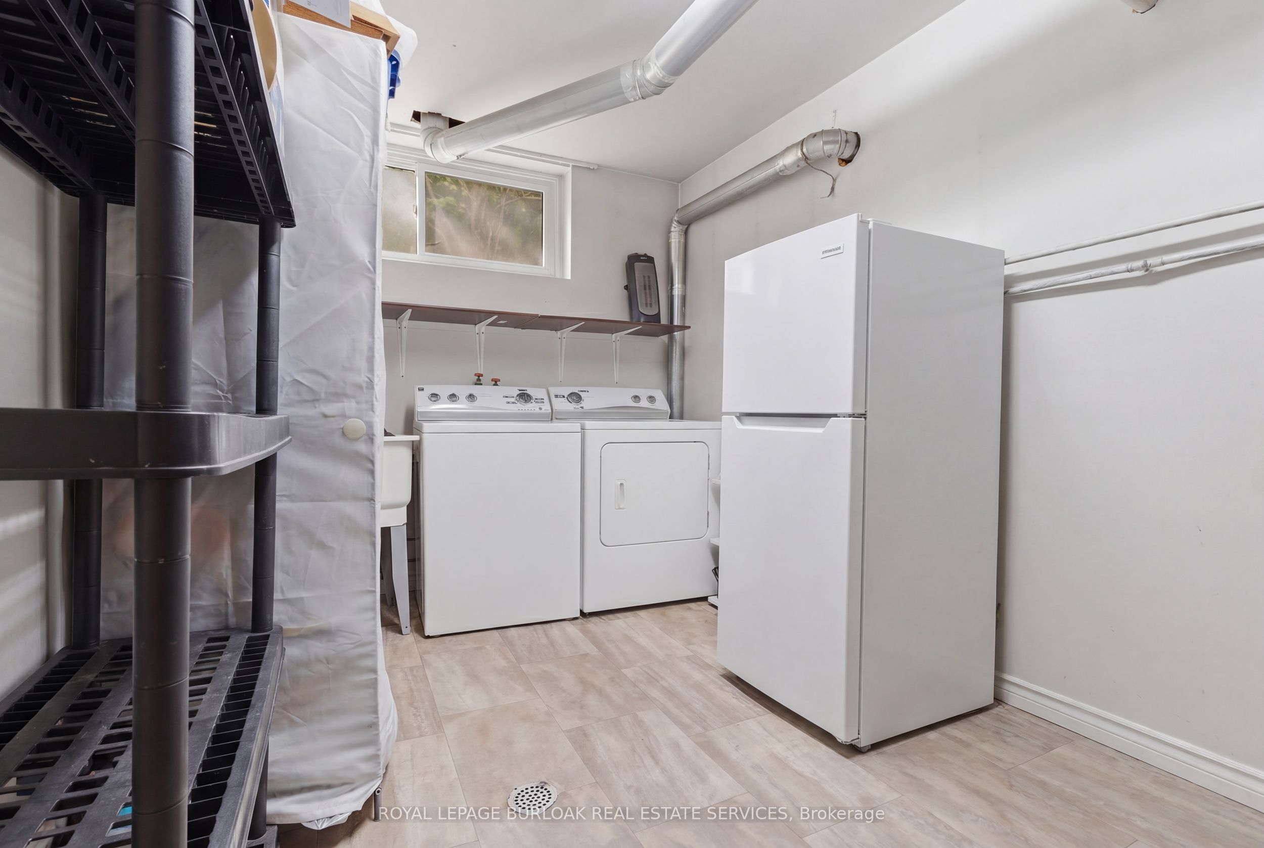 197 Burbank Street Property Photo 25