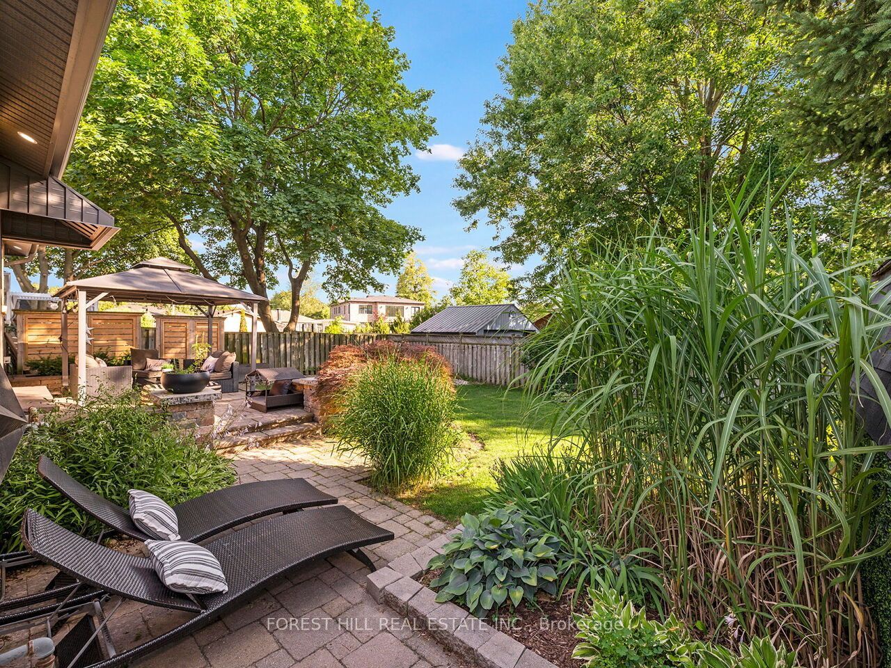 159 Robinwood Crescent Property Photo 37