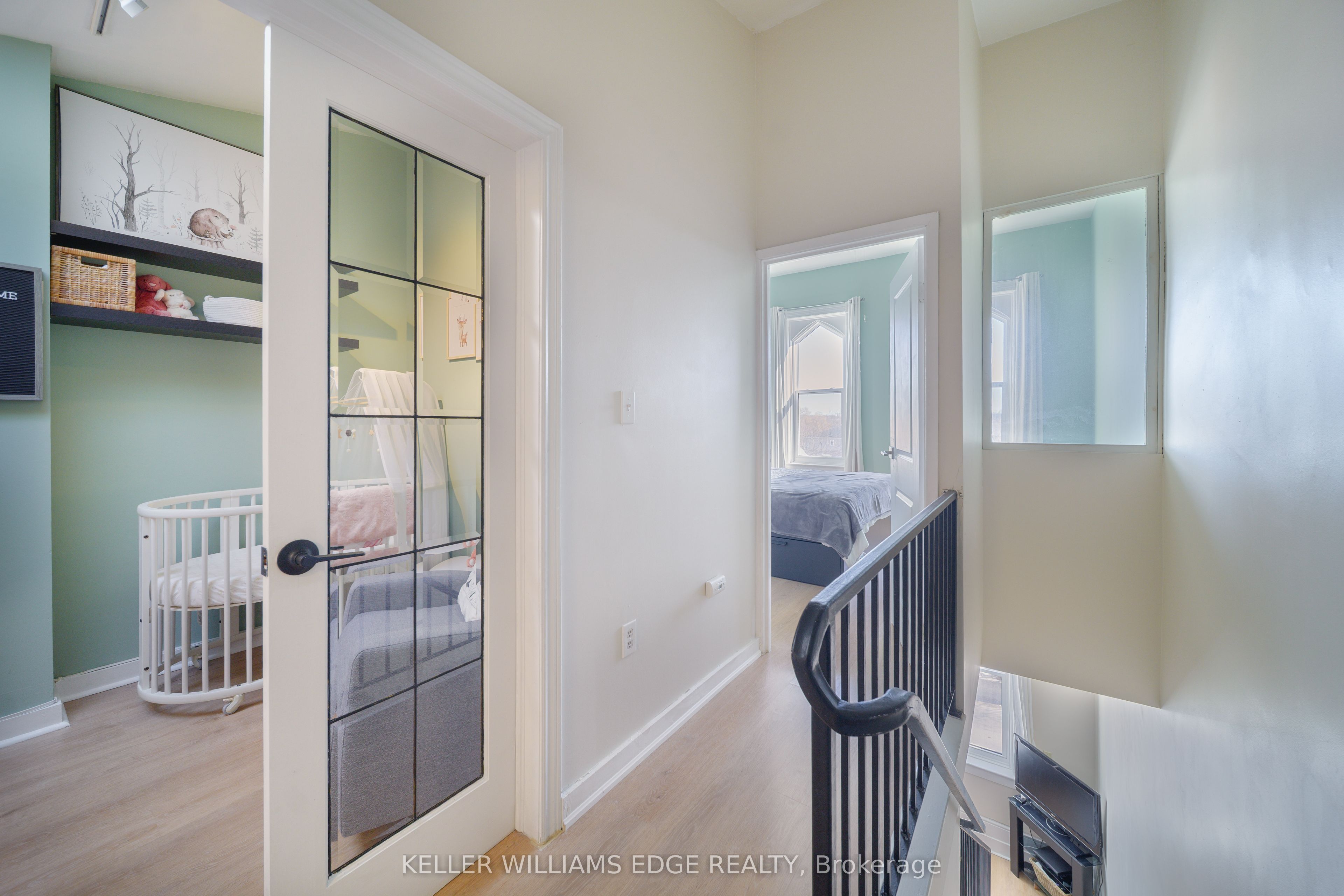 123 Broadway Avenue E Property Photo 15