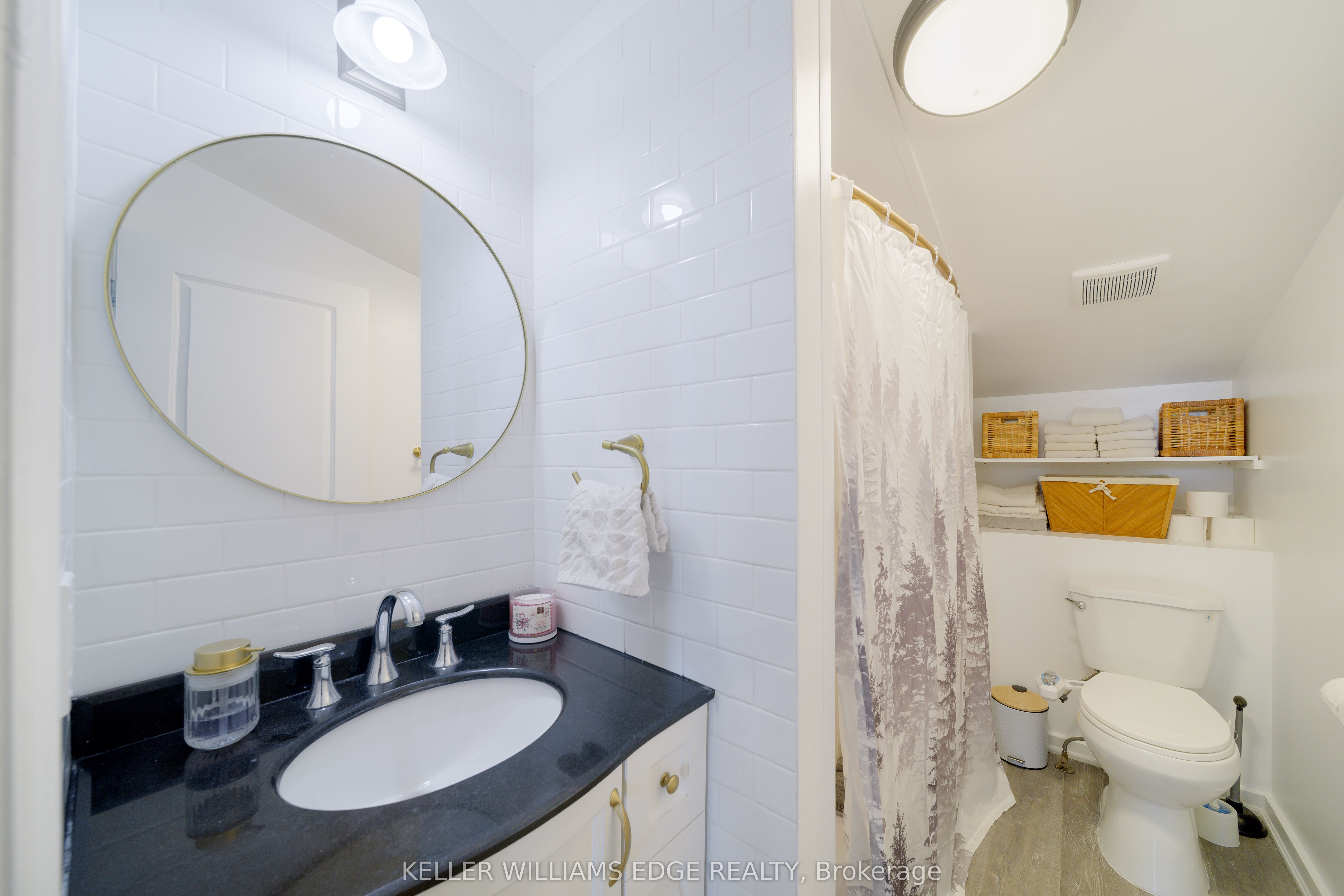 123 Broadway Avenue E Property Photo 20