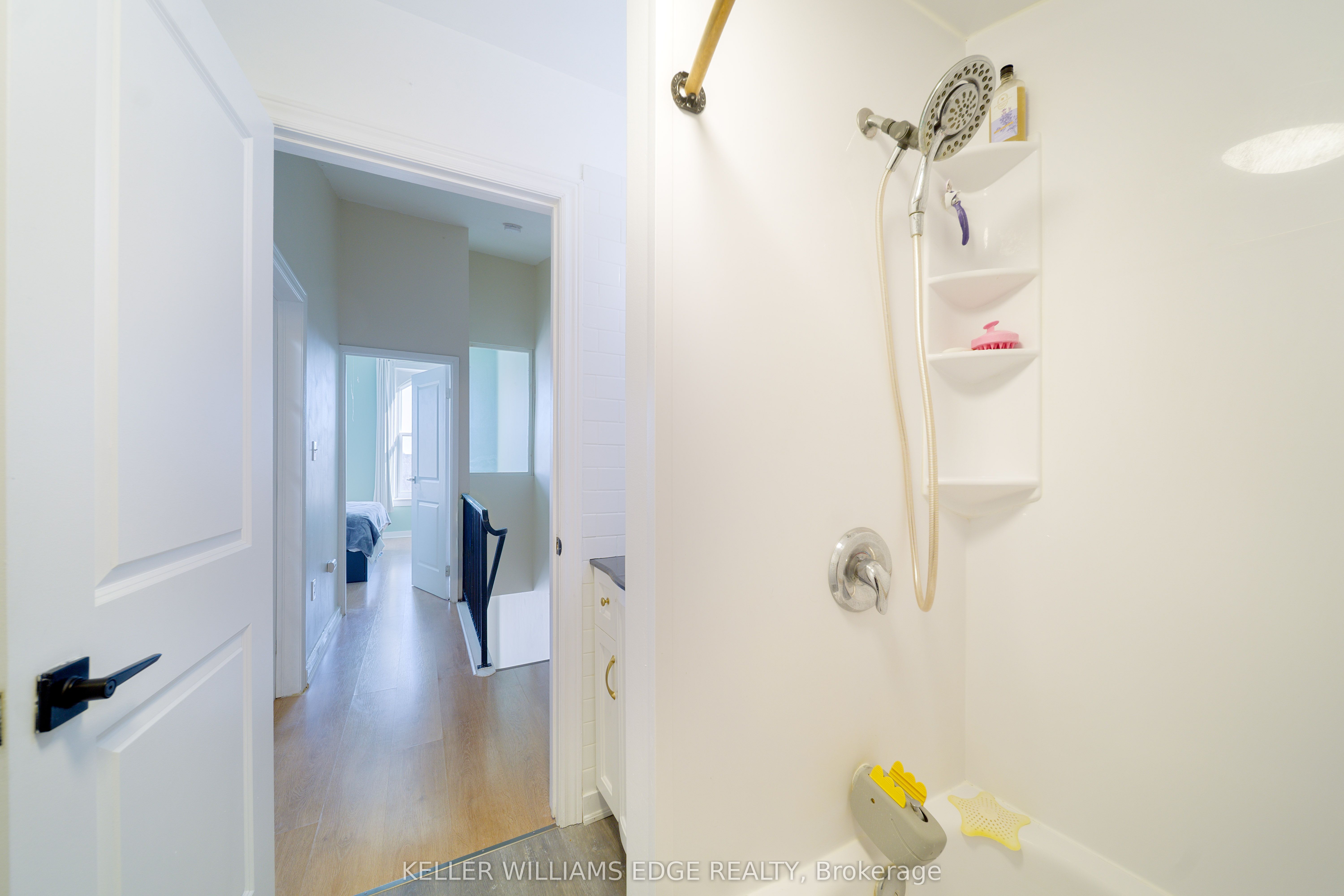 123 Broadway Avenue E Property Photo 21