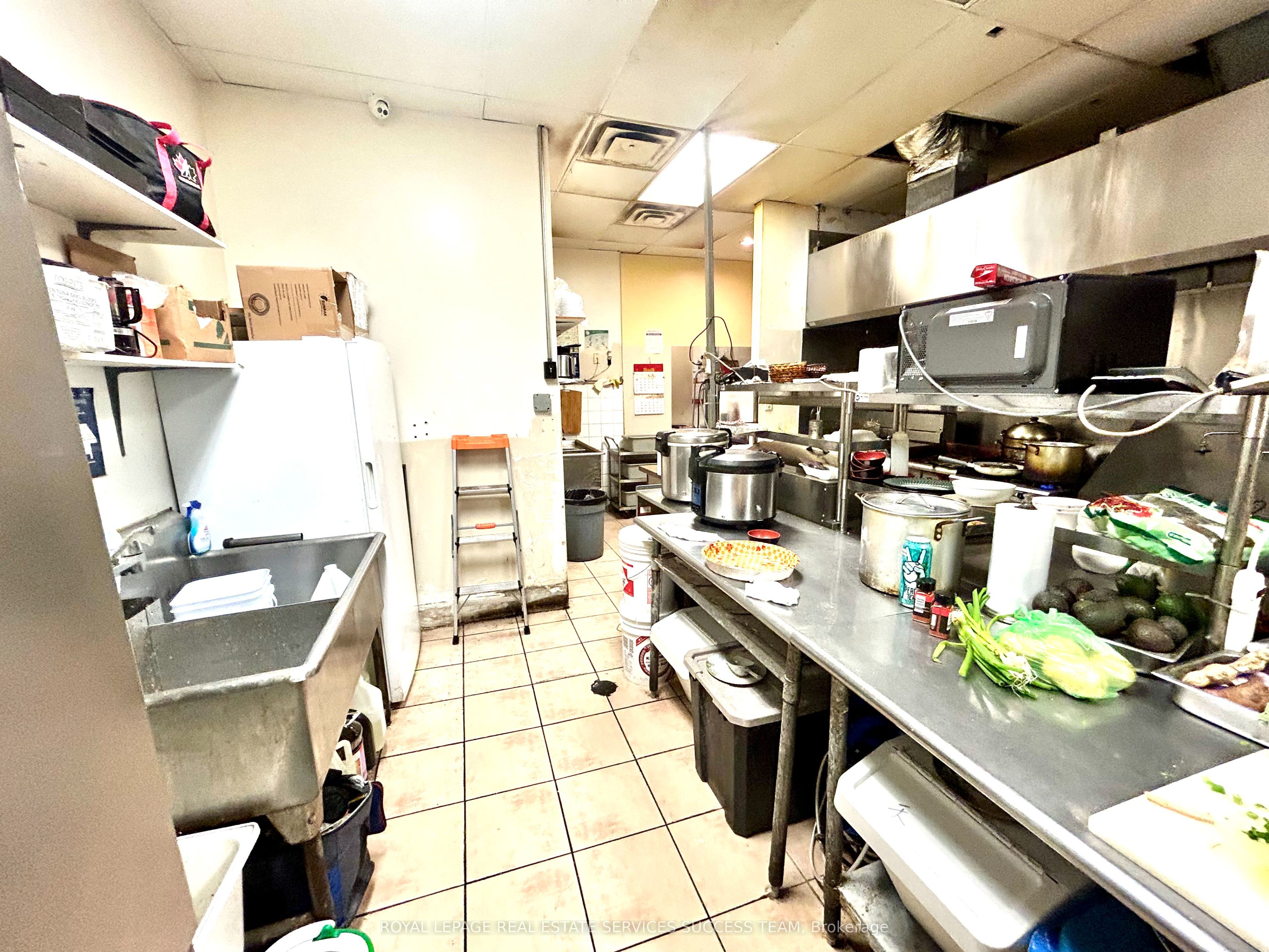 575 River Glen Boulevard 2 Property Photo 12