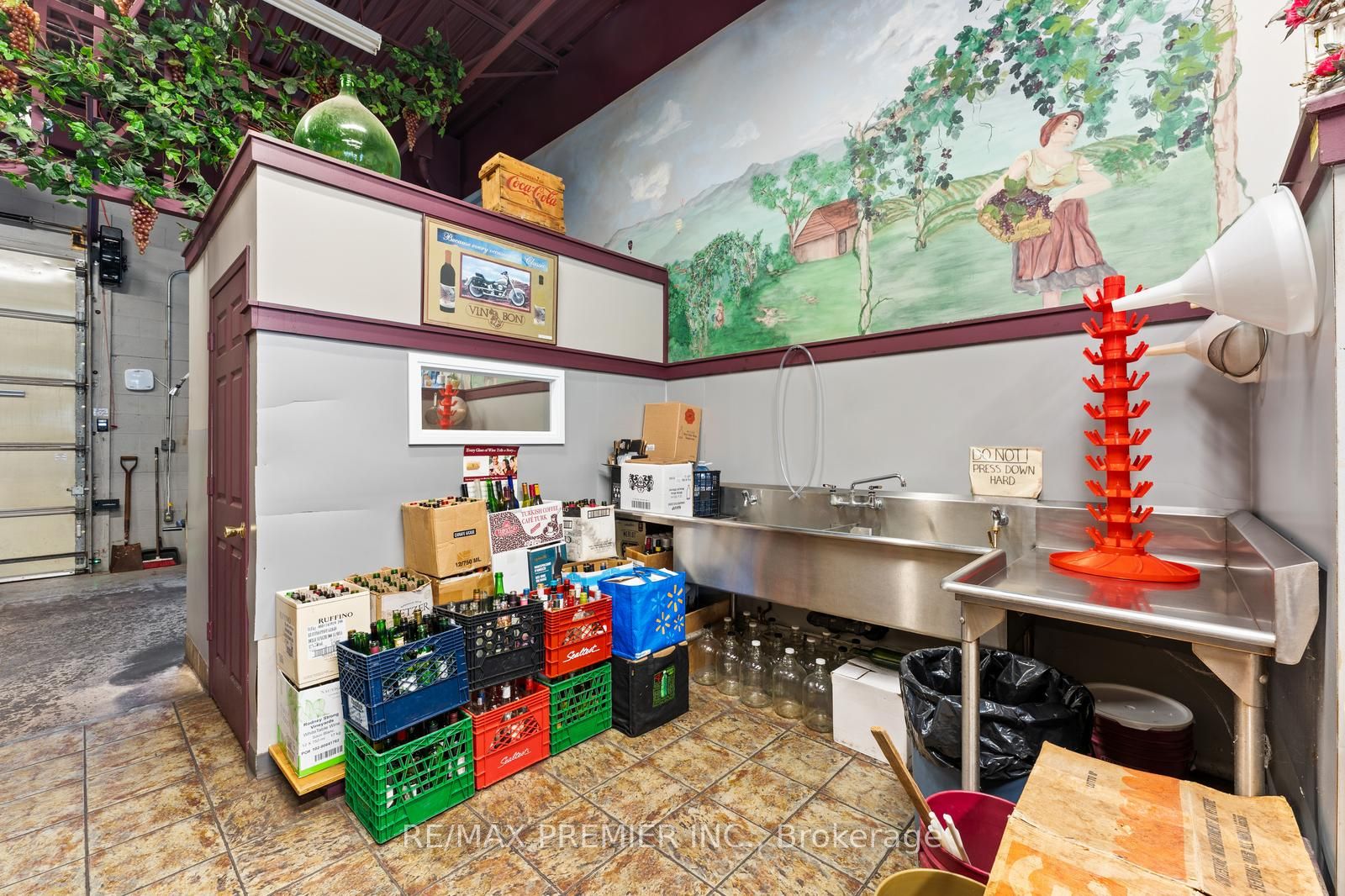 410 Speers Road Property Photo 20