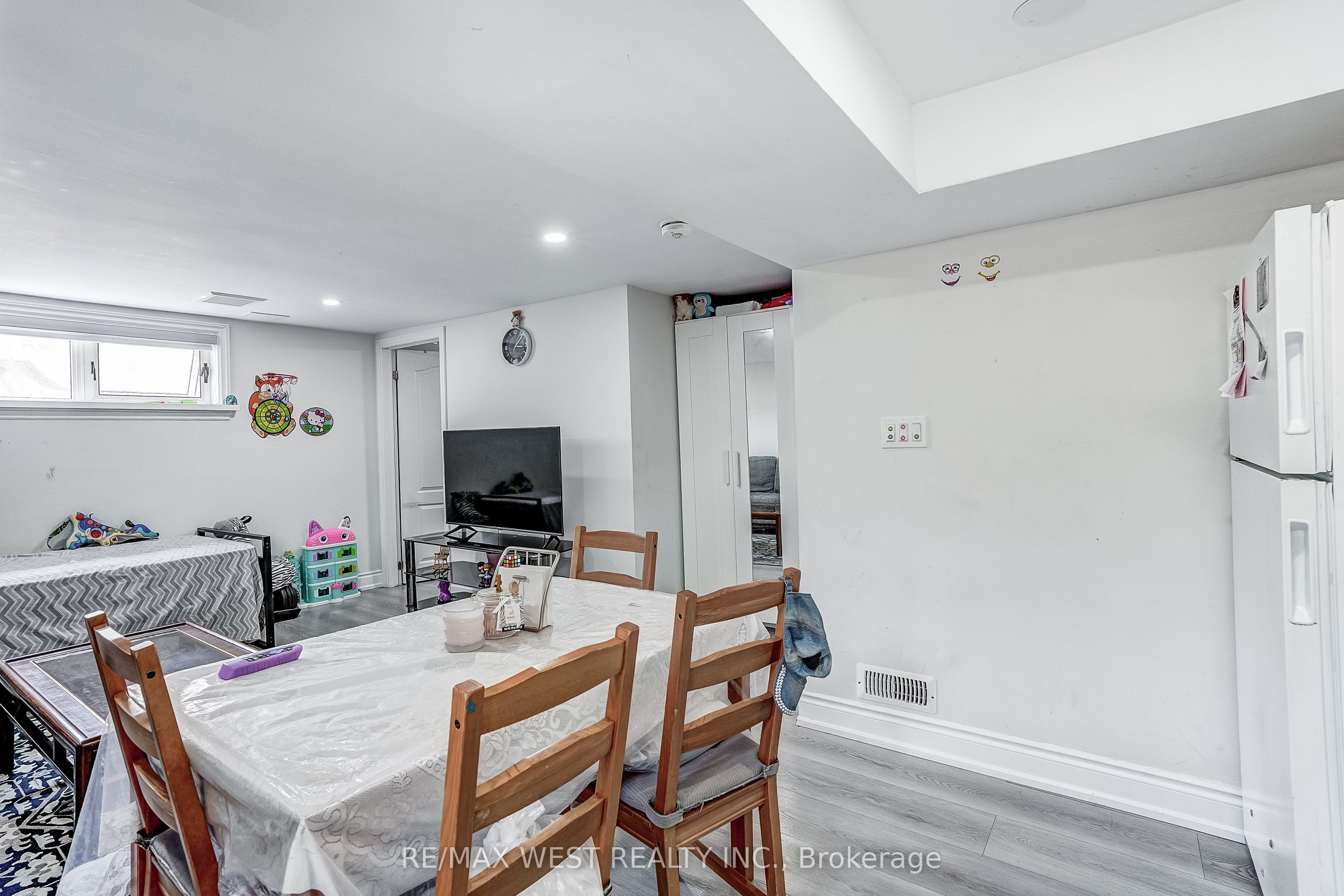 19 Archway Crescent Property Photo 29