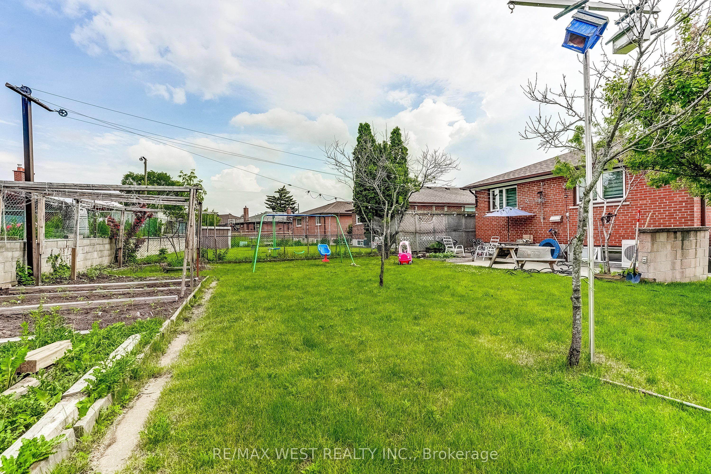 19 Archway Crescent Property Photo 50
