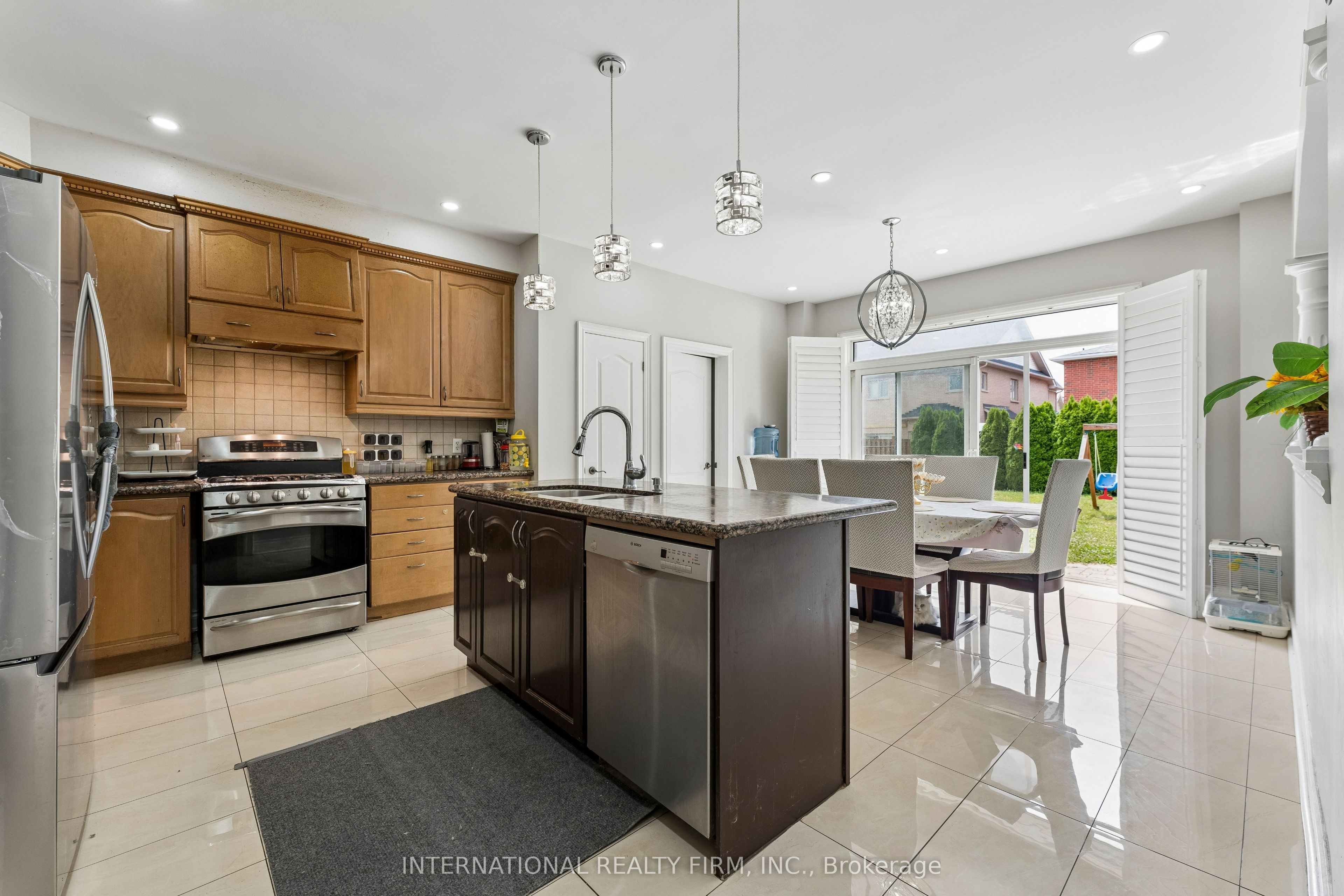 8 Redwillow Road Property Photo 8
