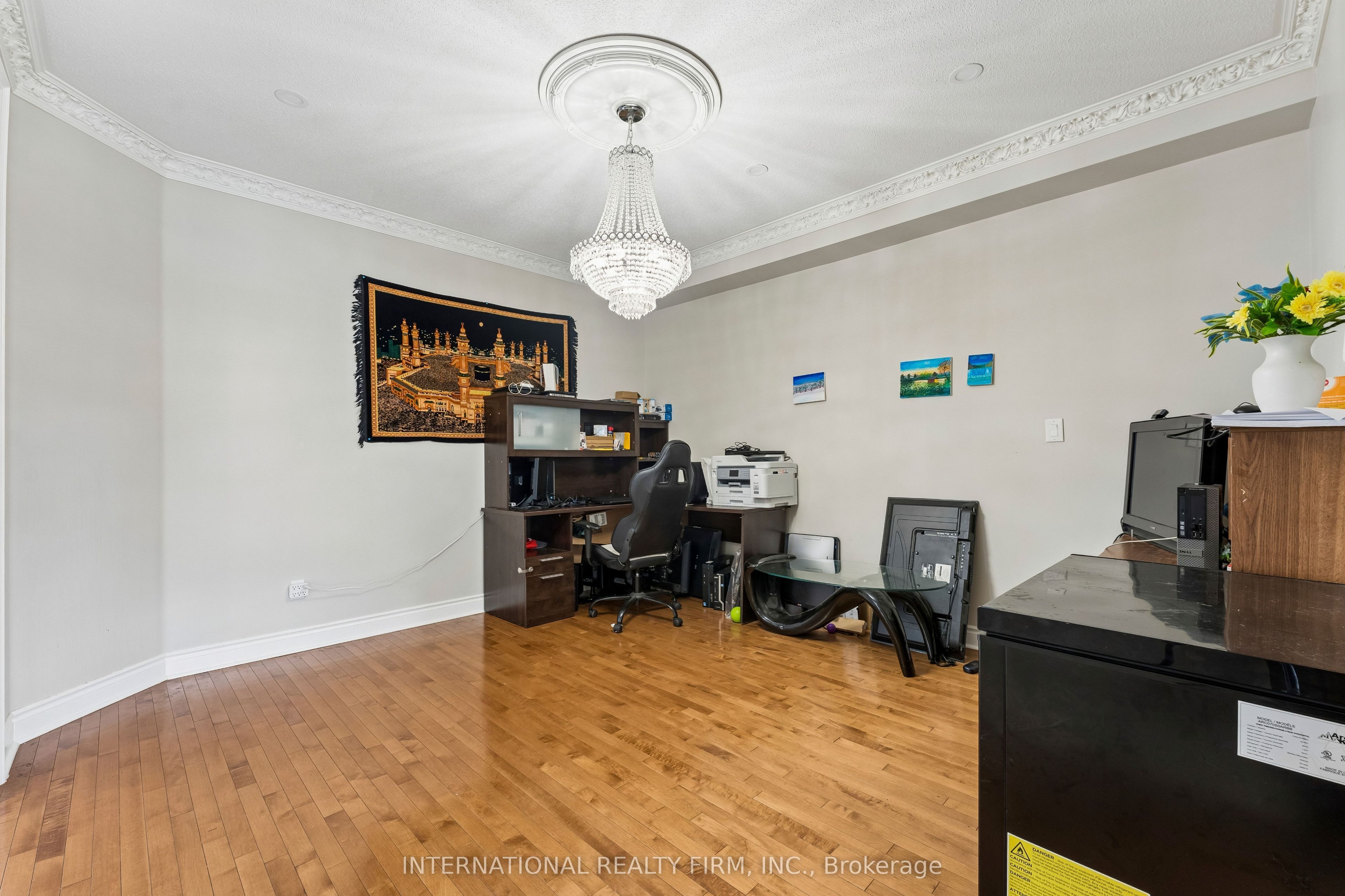 8 Redwillow Road Property Photo 15