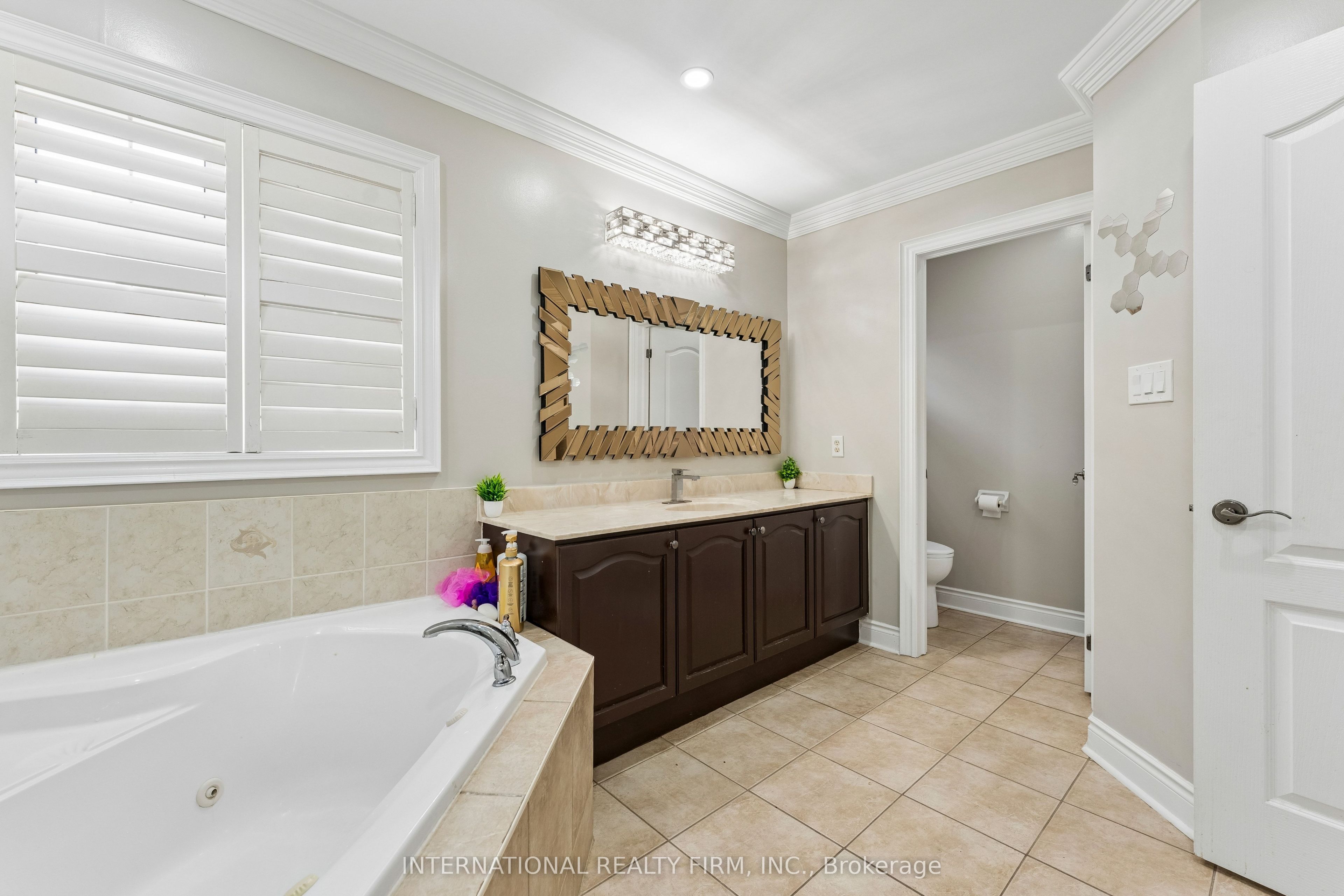 8 Redwillow Road Property Photo 19