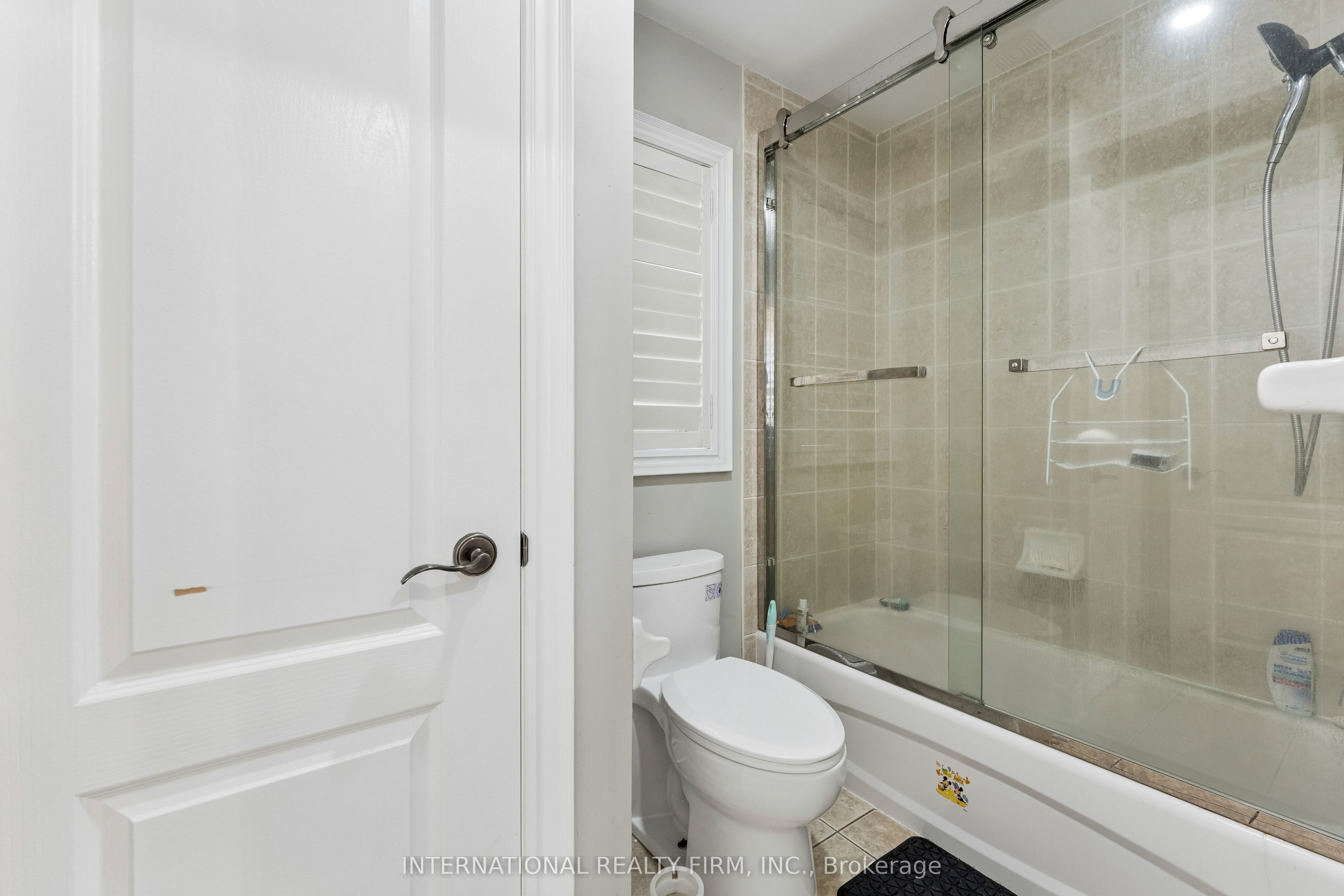 8 Redwillow Road Property Photo 25