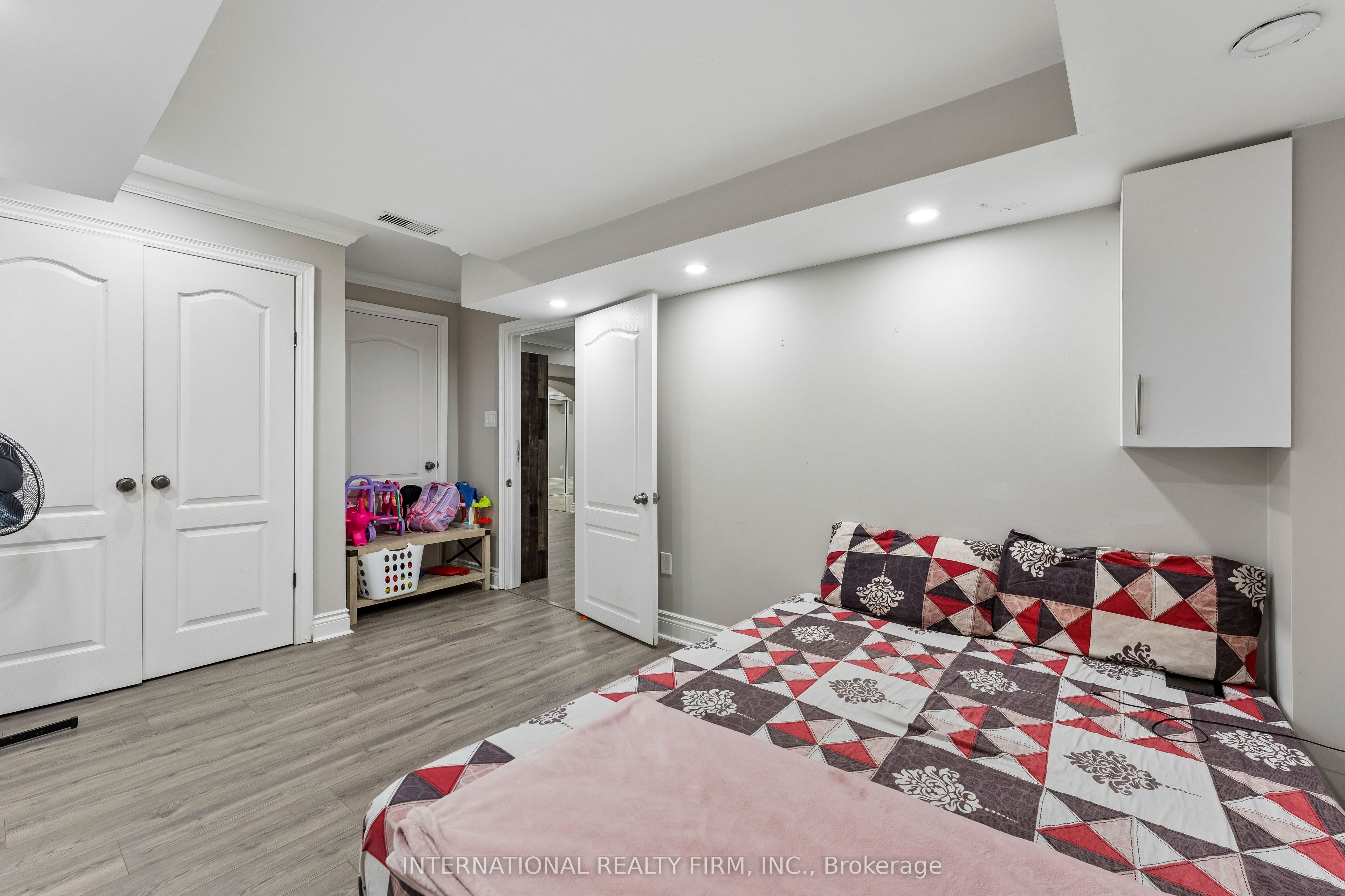 8 Redwillow Road Property Photo 33