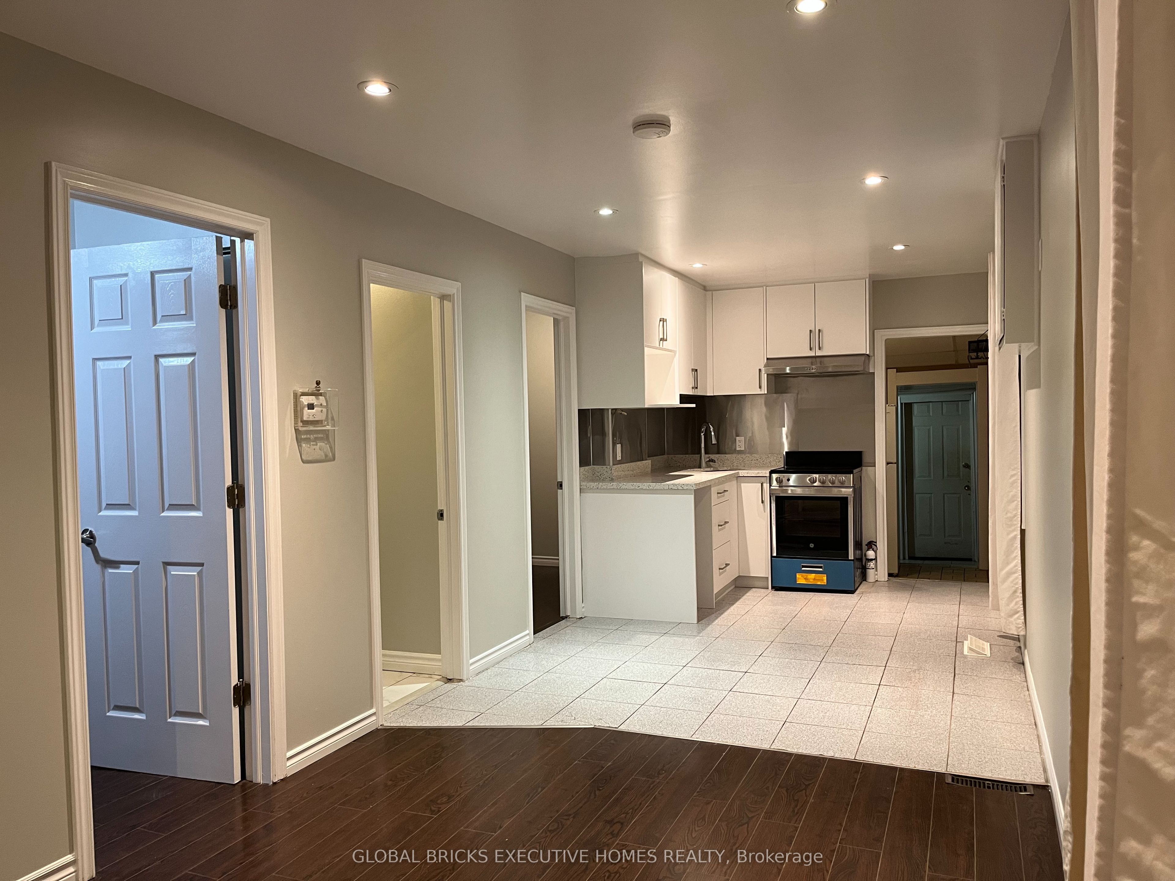 367 Kipling Avenue Property Photo 3