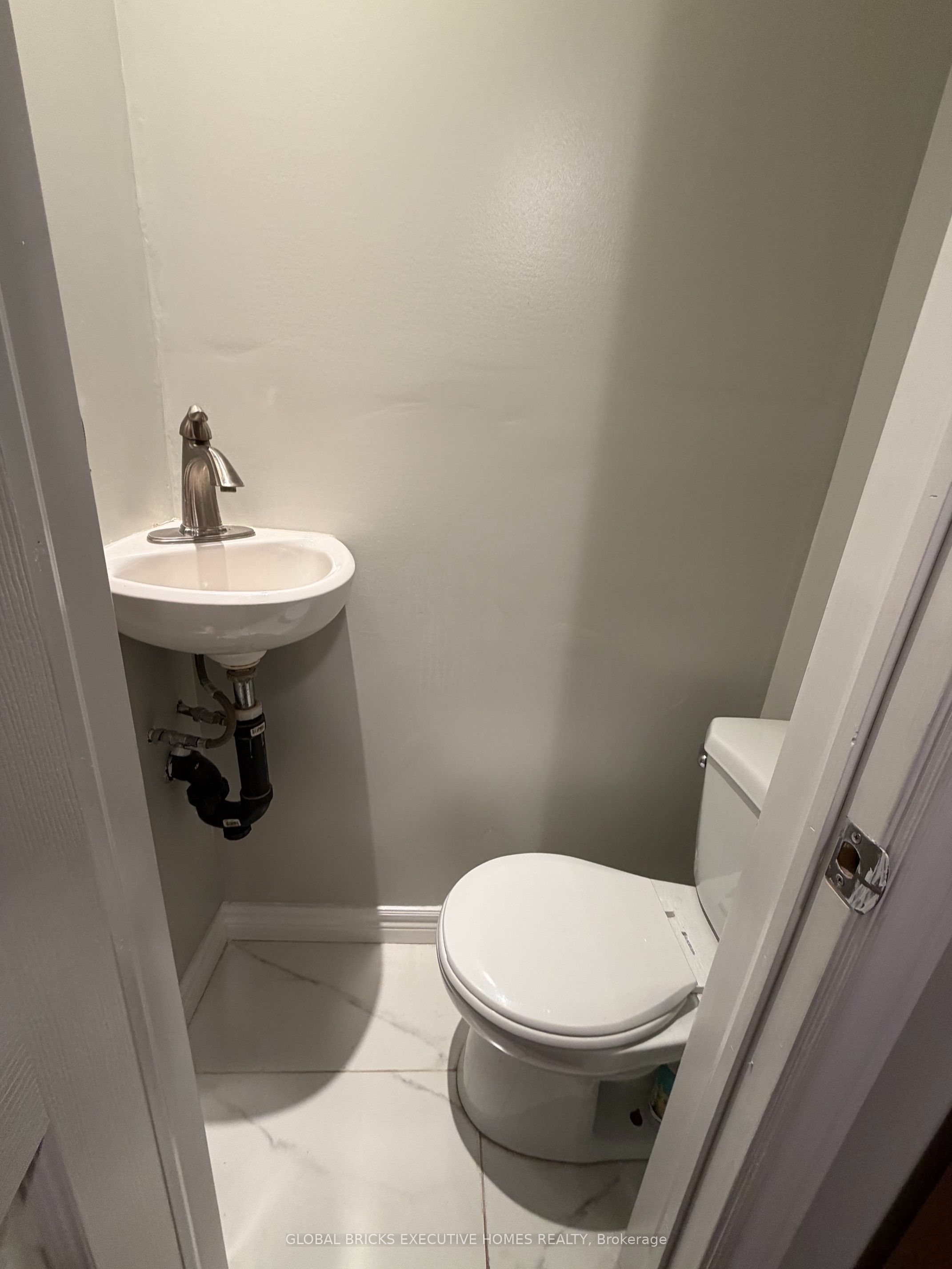 367 Kipling Avenue Property Photo 7