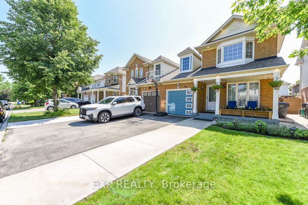 65 Jessop Drive Property Photo 3