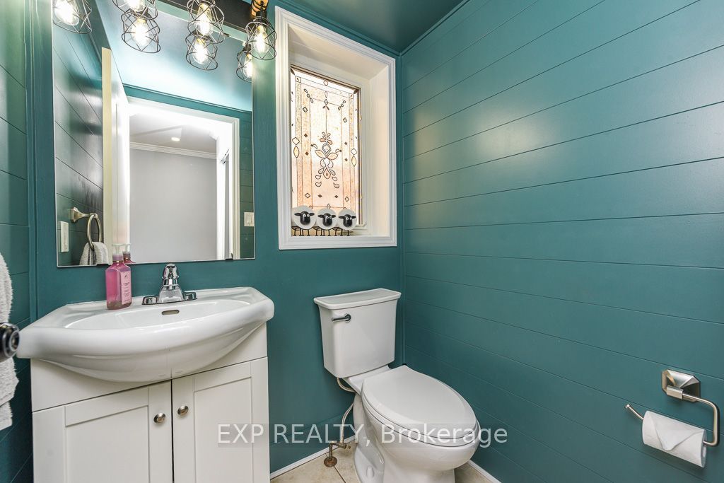 65 Jessop Drive Property Photo 12