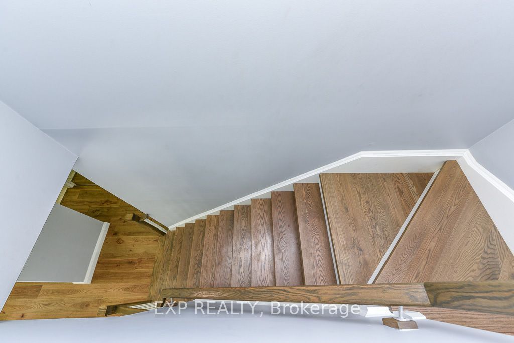 65 Jessop Drive Property Photo 28