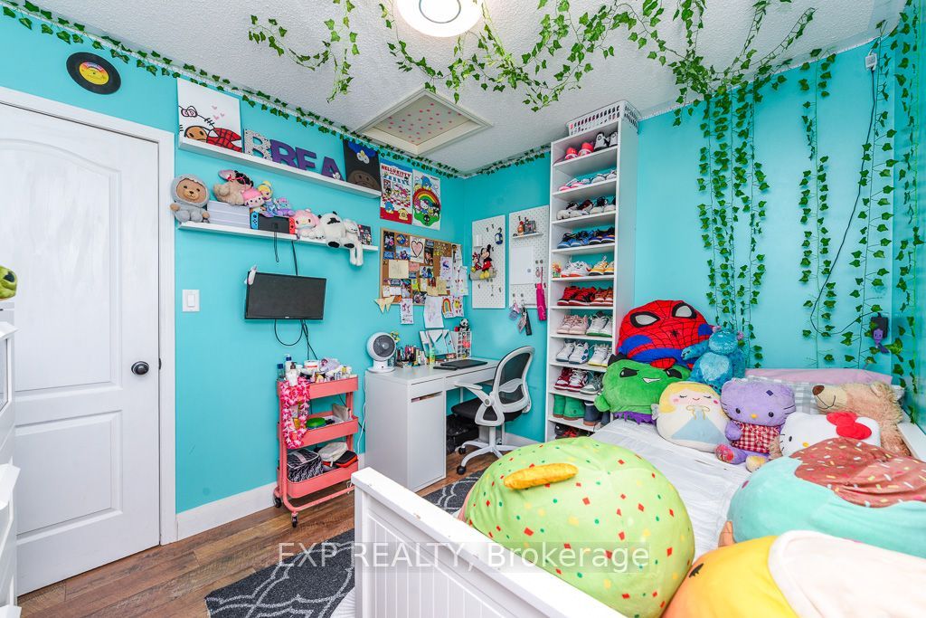 65 Jessop Drive Property Photo 32