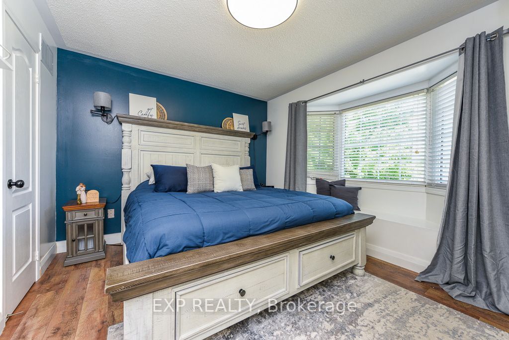 65 Jessop Drive Property Photo 33