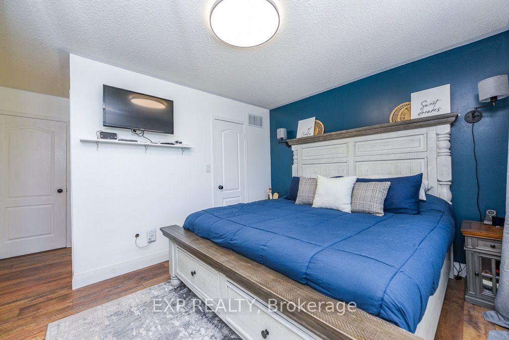 65 Jessop Drive Property Photo 35