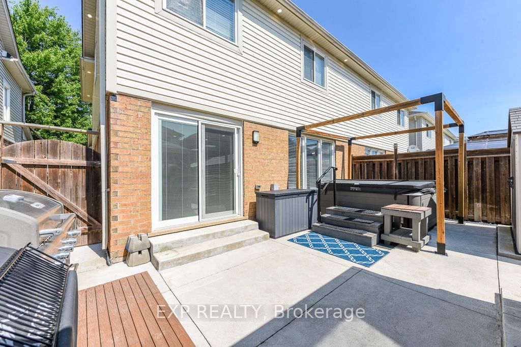 65 Jessop Drive Property Photo 45