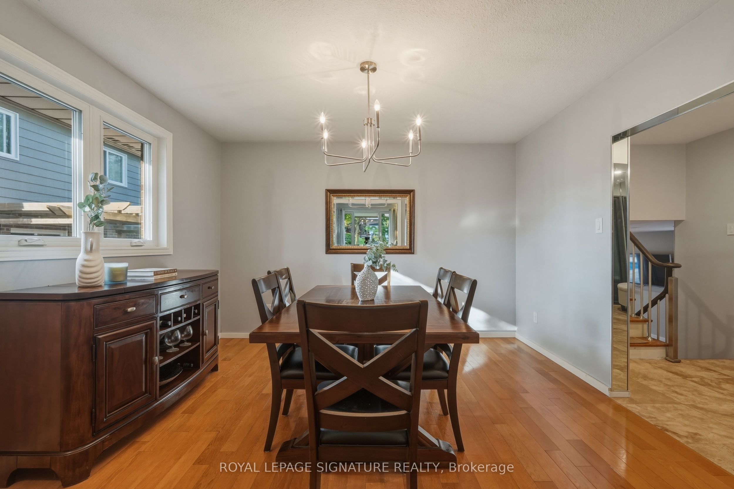 1843 Stonepath Crescent Property Photo 8