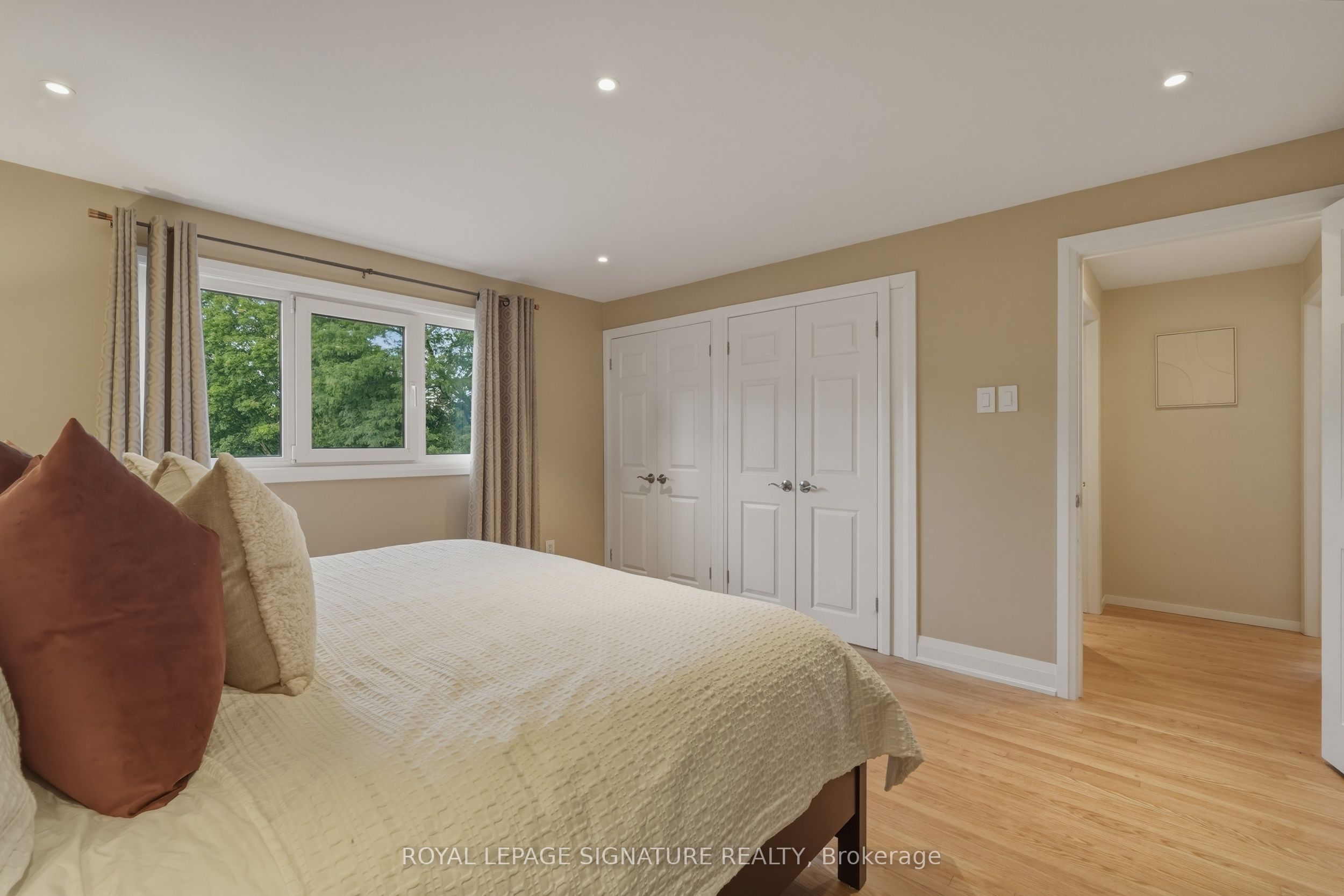 1843 Stonepath Crescent Property Photo 17