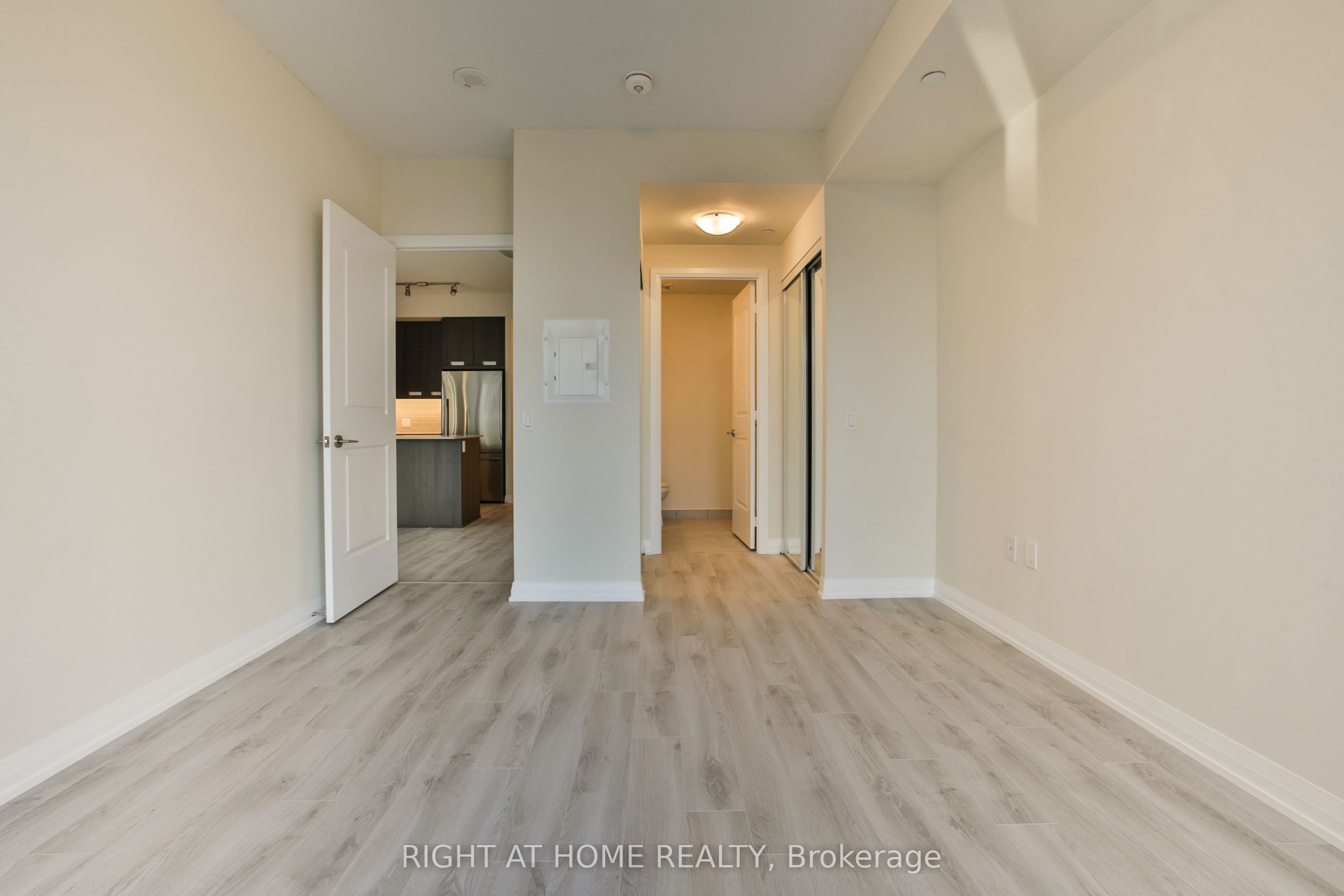 35 Watergarden Drive 2014 Property Photo 18